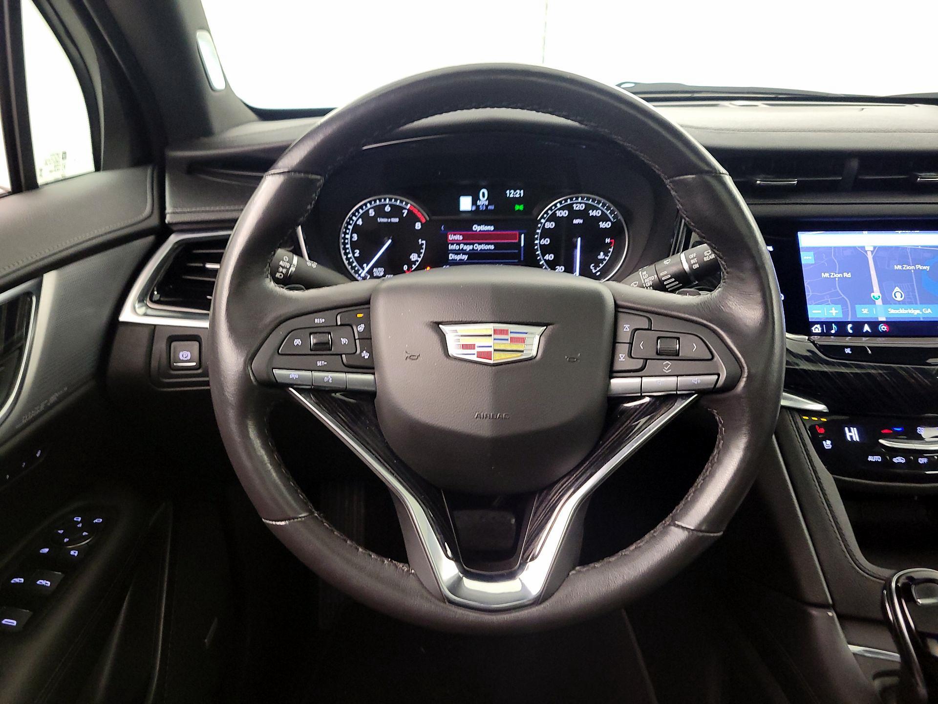 Thumbnail: 2025 Cadillac XT6 - 10