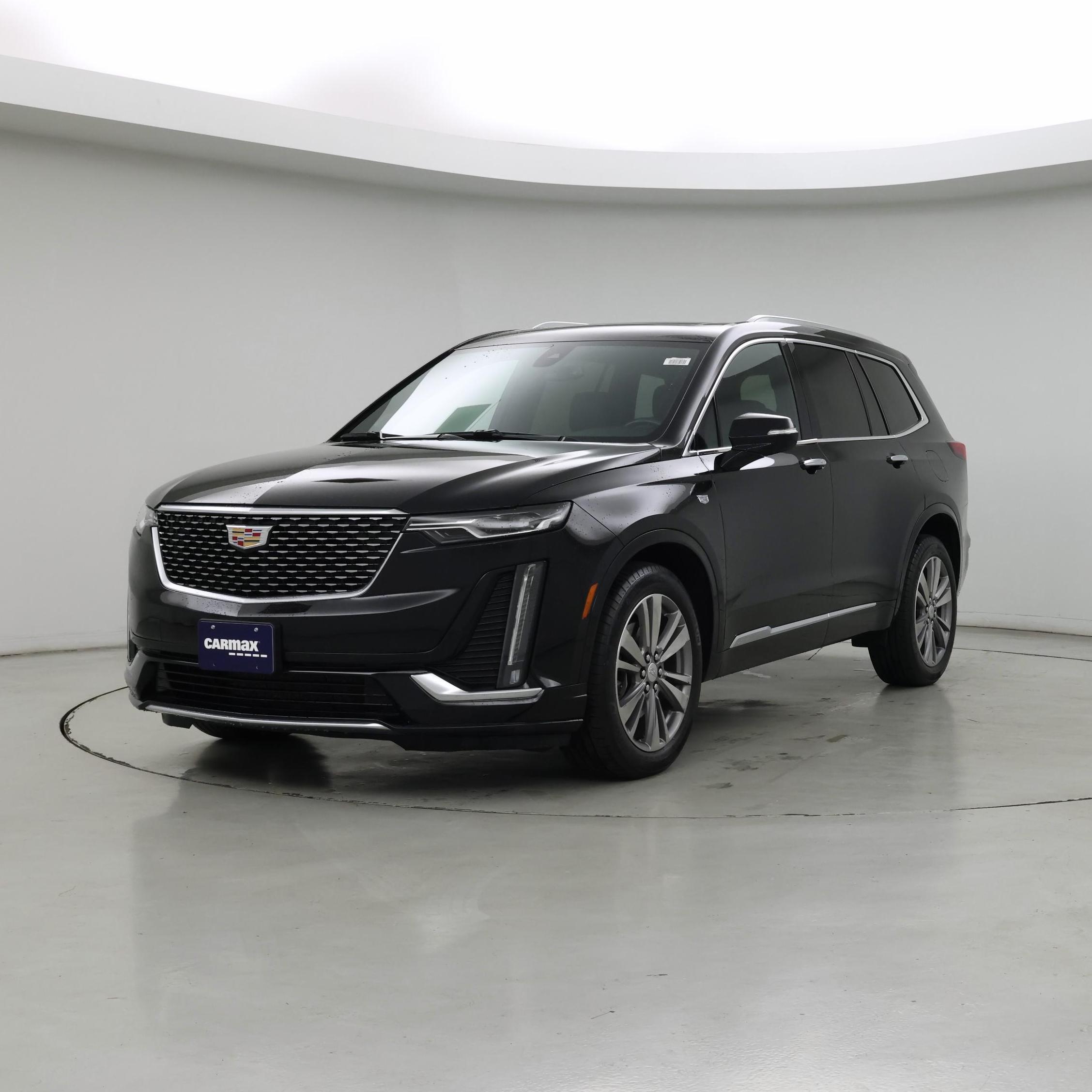 Thumbnail: 2025 Cadillac XT6 - 4