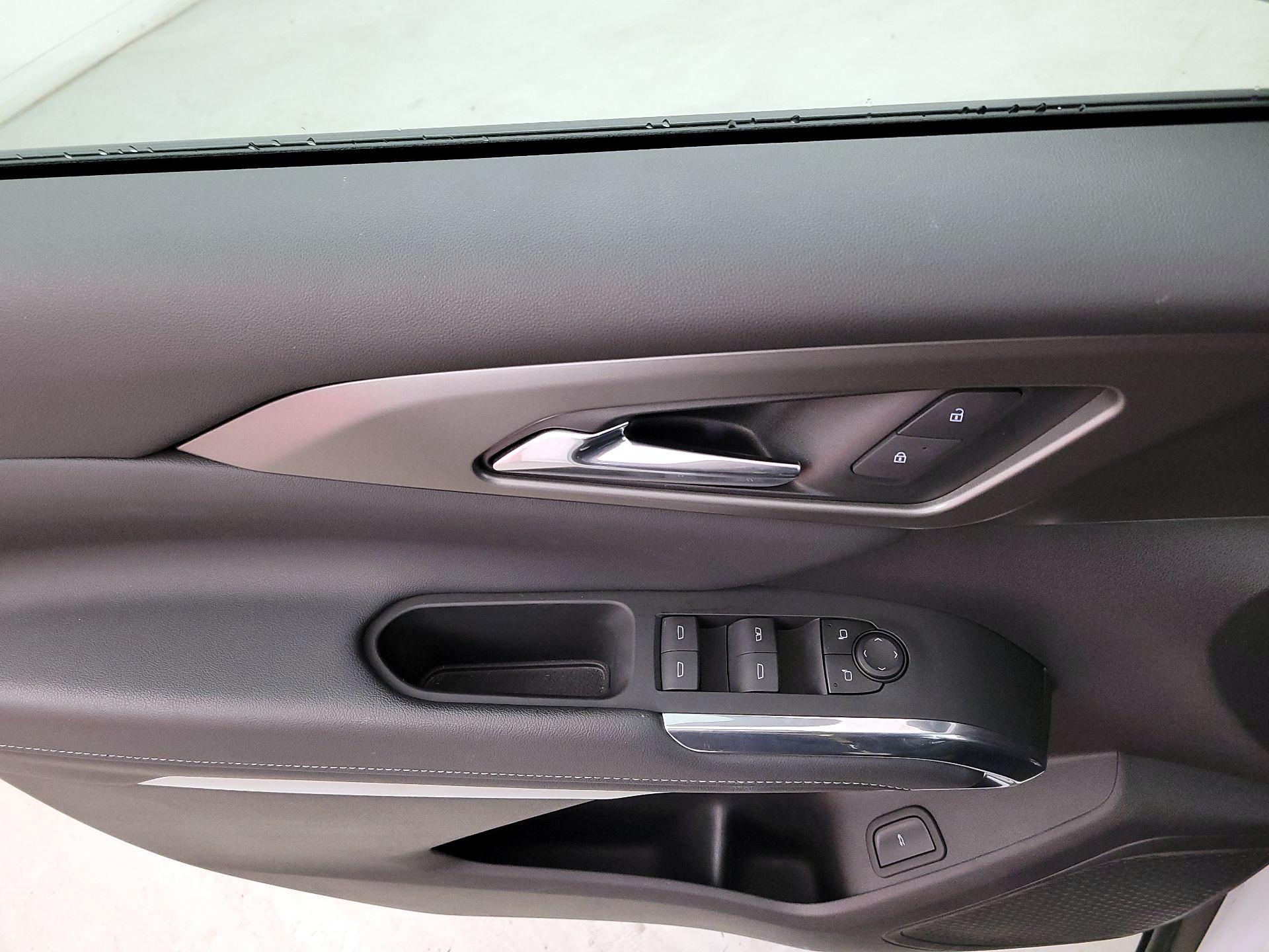 Thumbnail: 2025 Chevrolet Traverse - 12