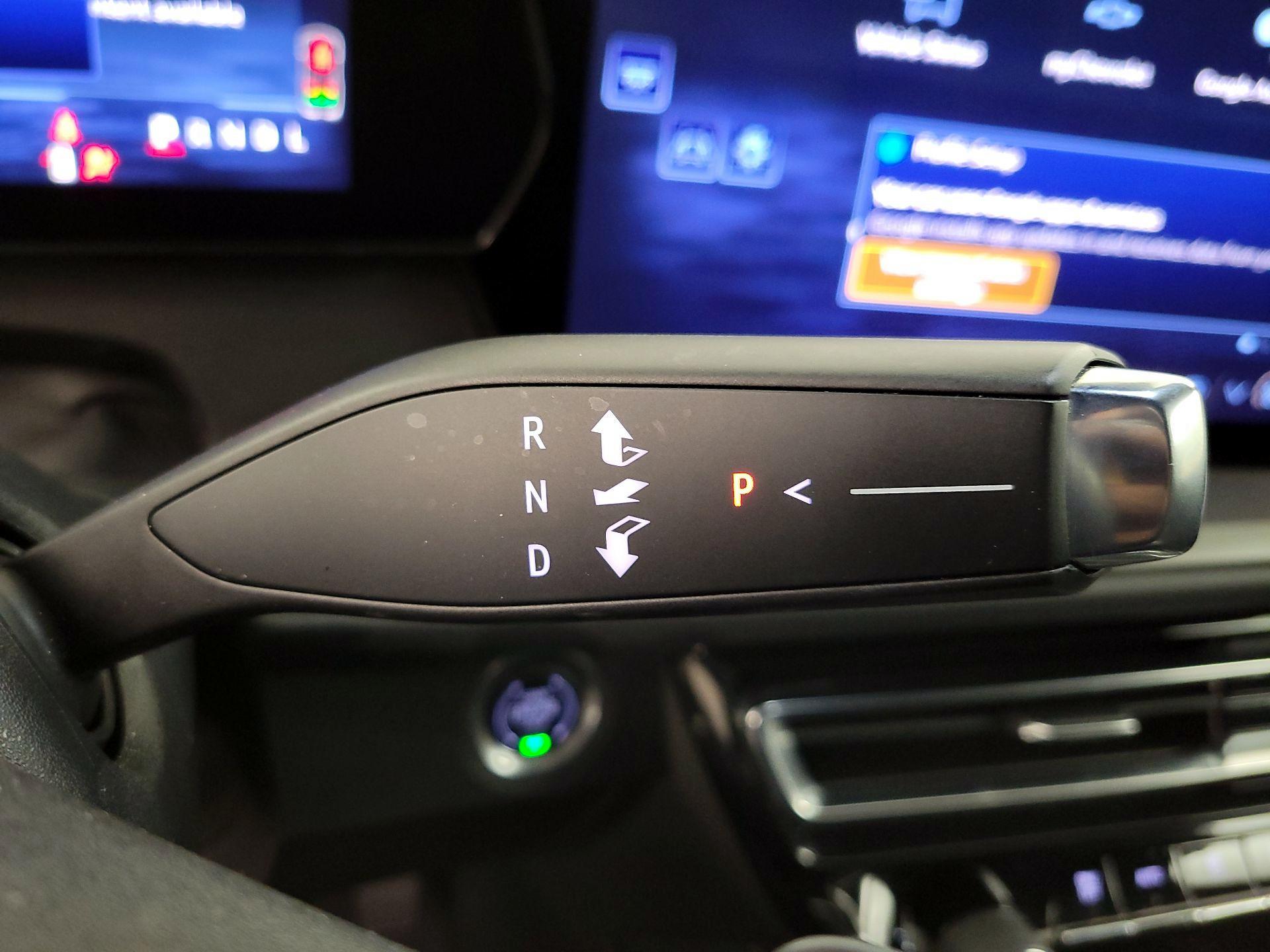 Thumbnail: 2025 Chevrolet Traverse - 18