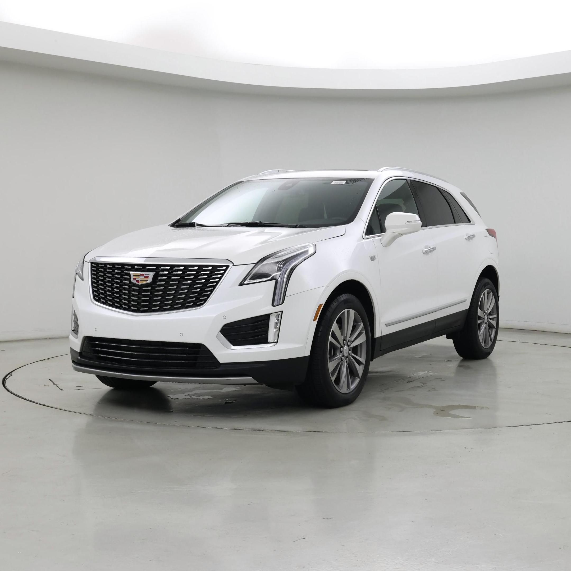 Thumbnail: 2025 Cadillac XT5 - 4