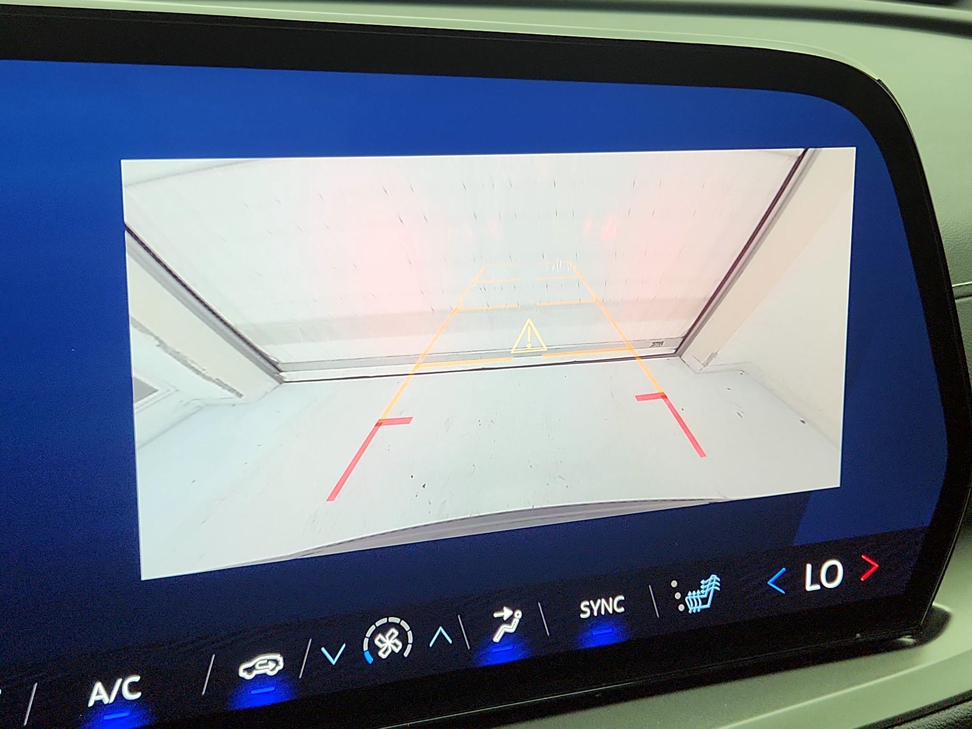 Thumbnail: 2025 Chevrolet Traverse - 15