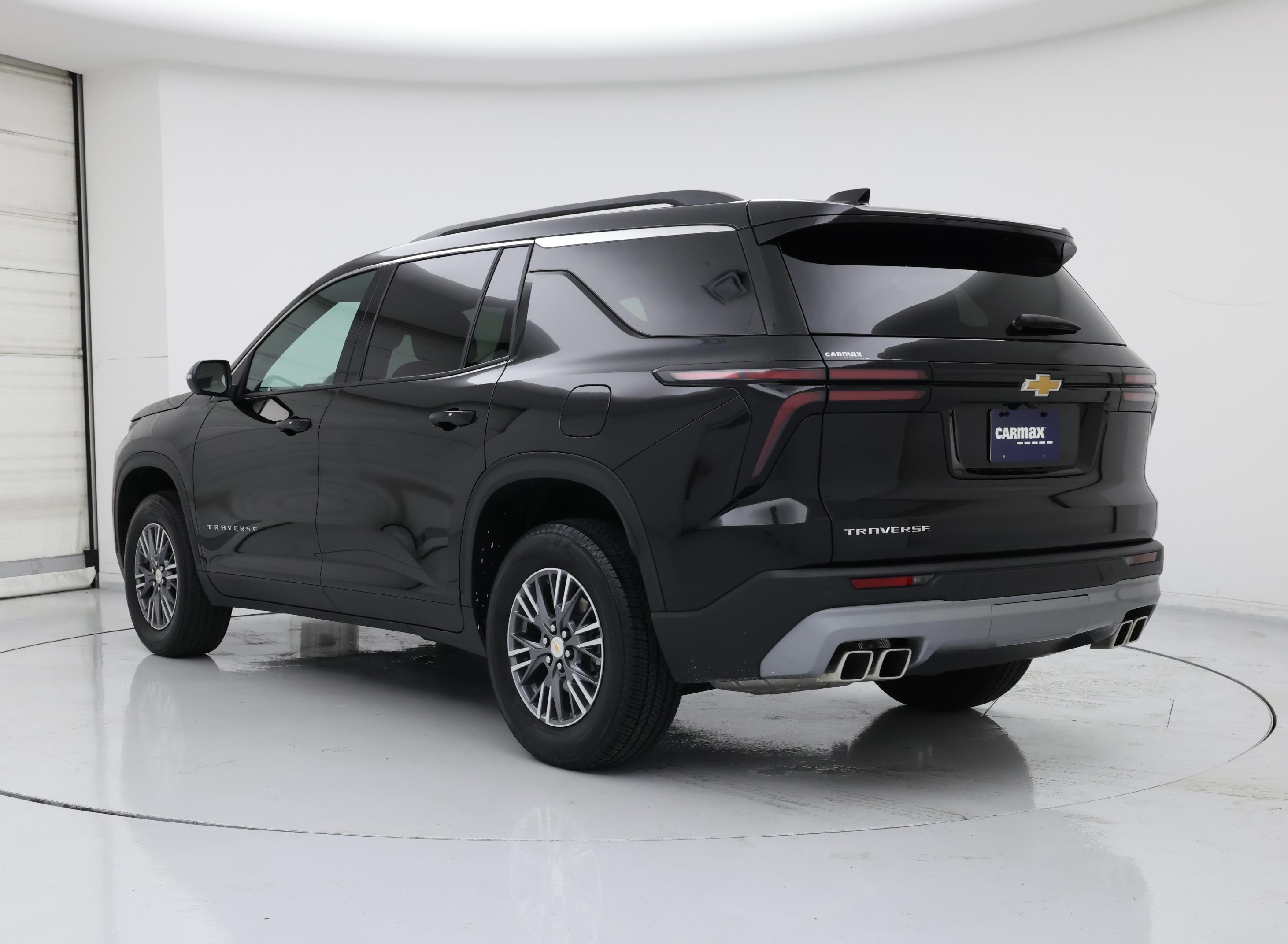 Thumbnail: 2025 Chevrolet Traverse - 2