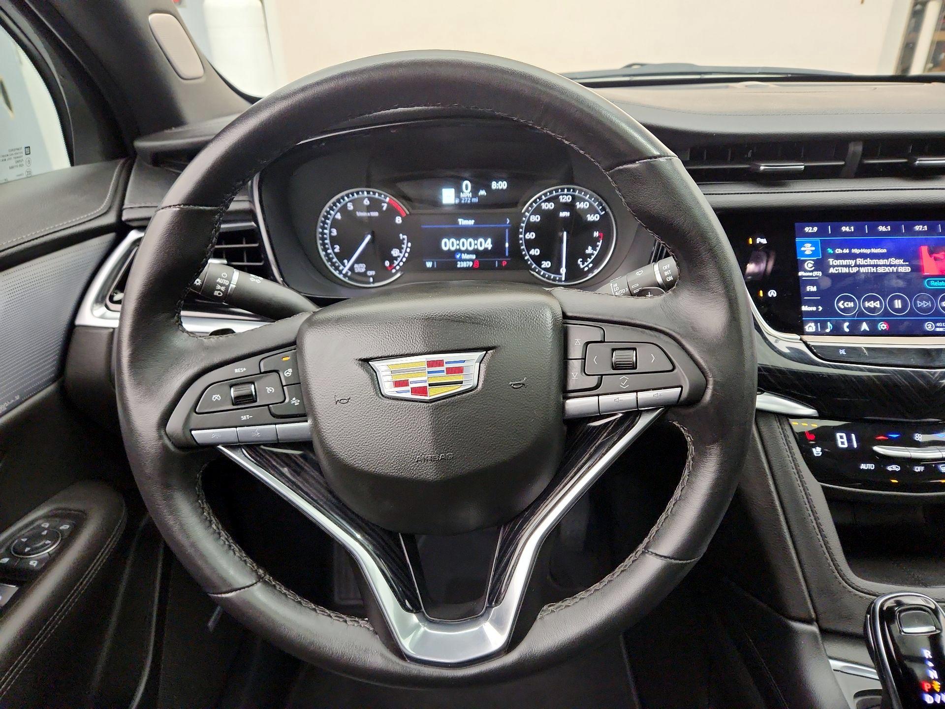 Thumbnail: 2025 Cadillac XT6 - 10