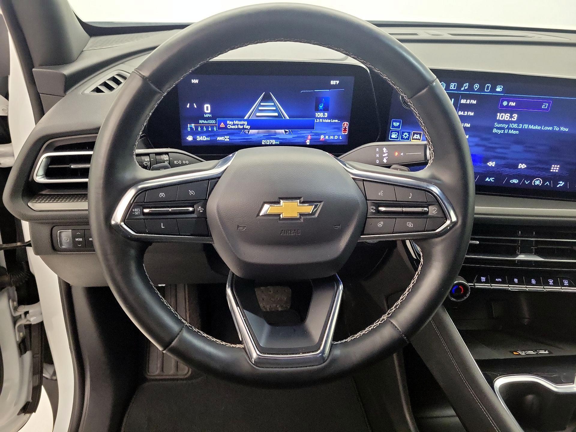 Thumbnail: 2025 Chevrolet Traverse - 10