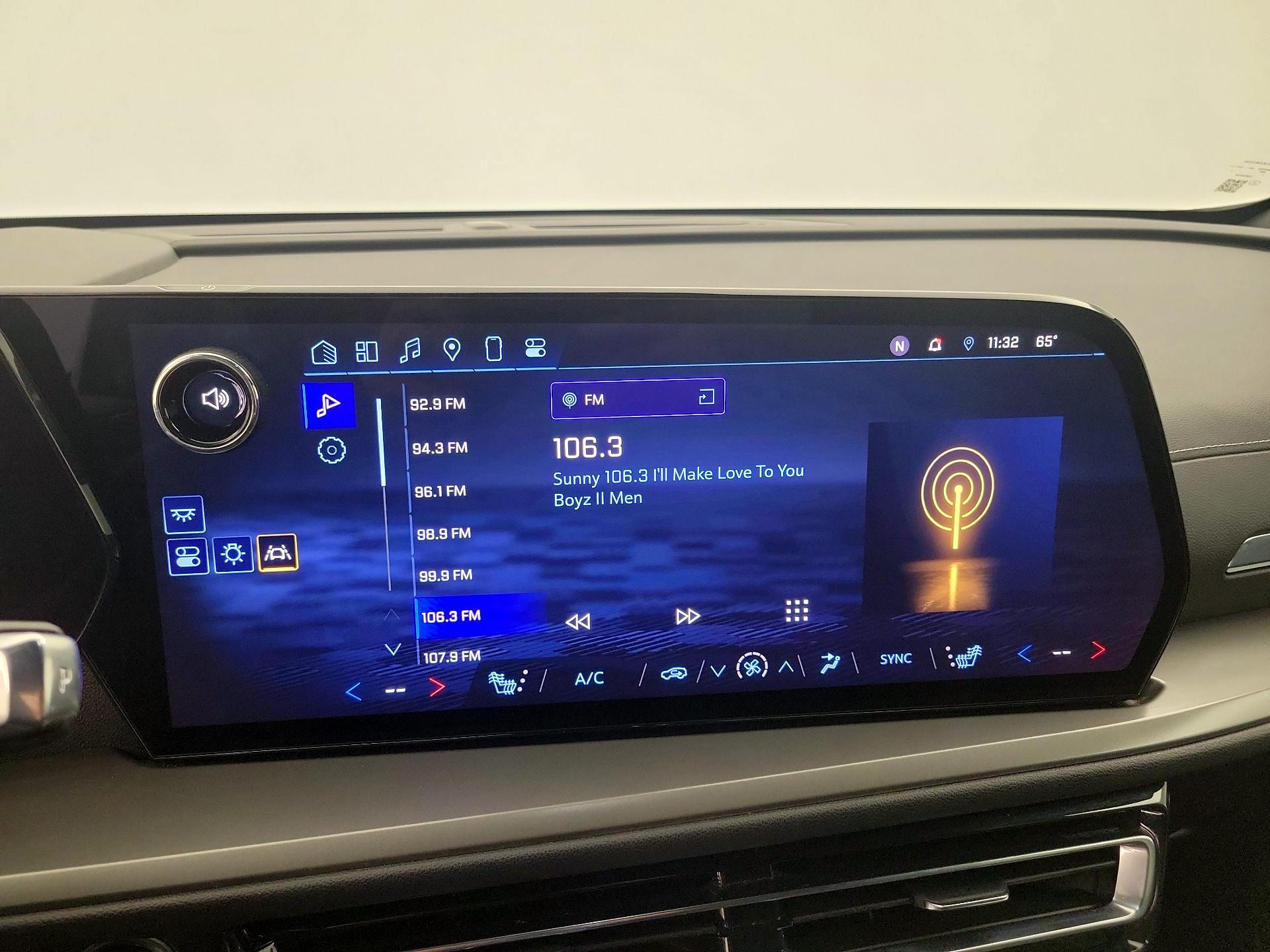 Thumbnail: 2025 Chevrolet Traverse - 15