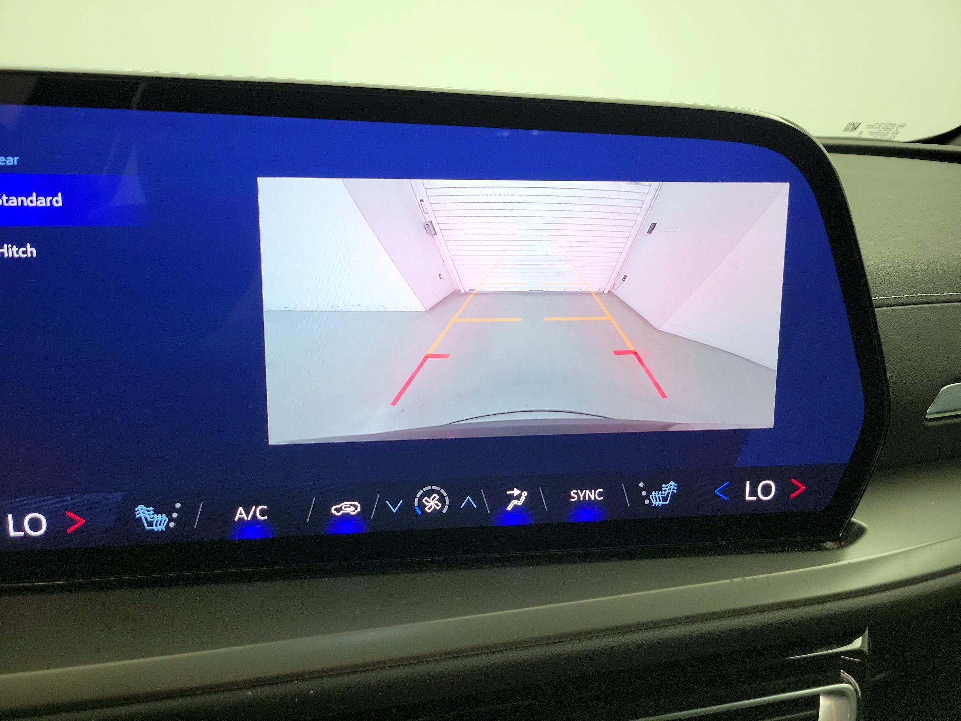 Thumbnail: 2025 Chevrolet Traverse - 15