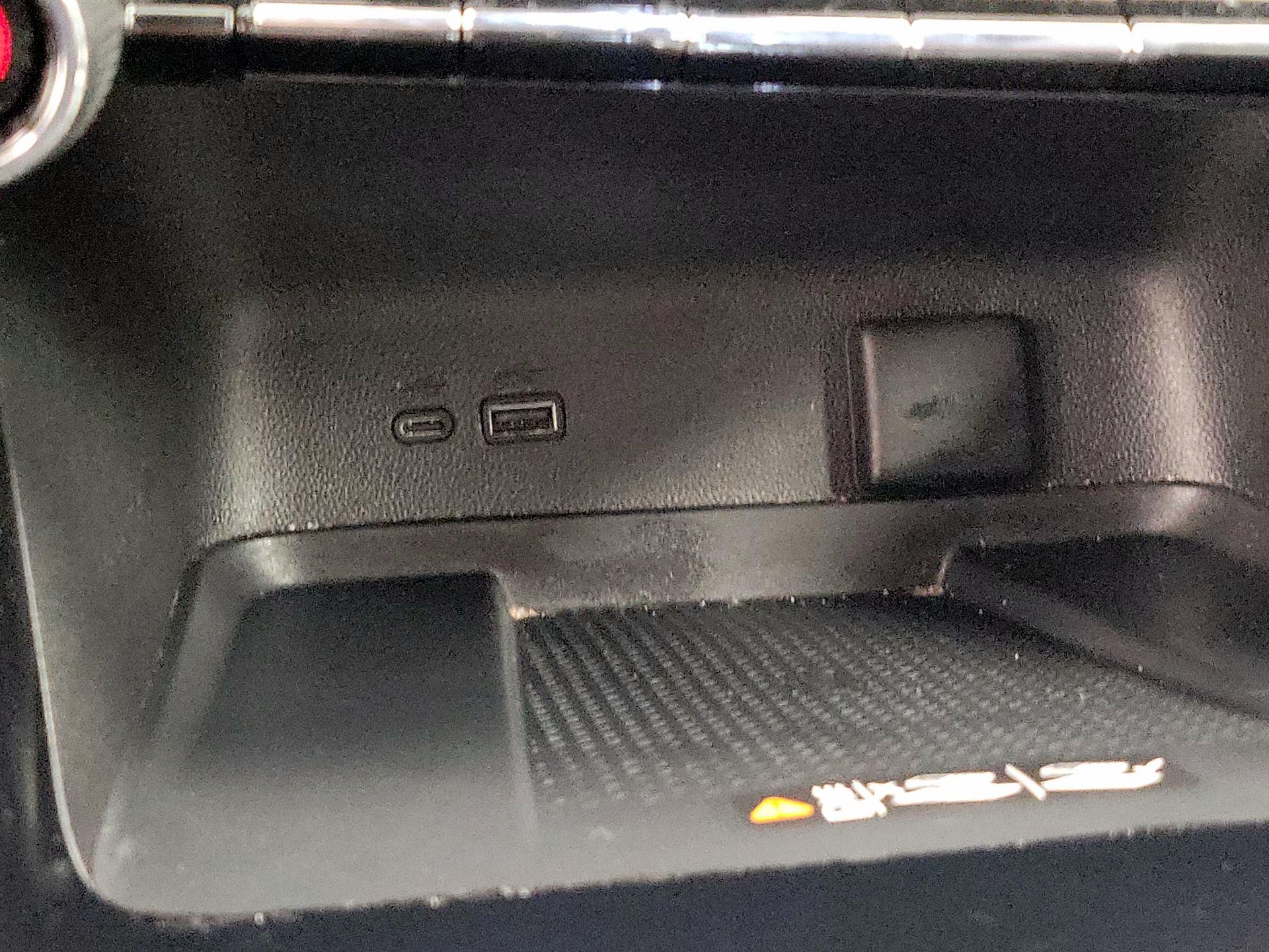 Thumbnail: 2025 Chevrolet Traverse - 19