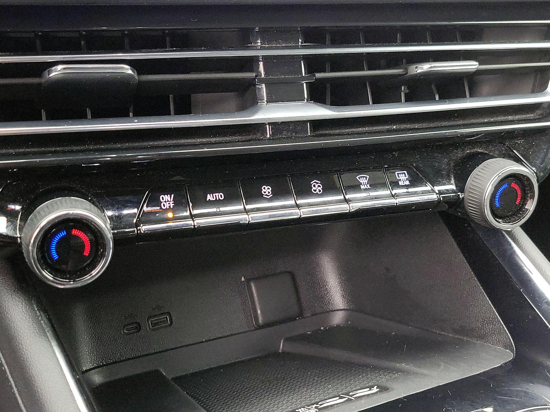 Thumbnail: 2025 Chevrolet Traverse - 17