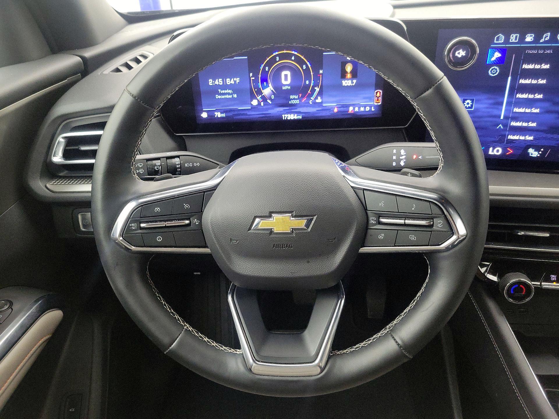 Thumbnail: 2025 Chevrolet Traverse - 10