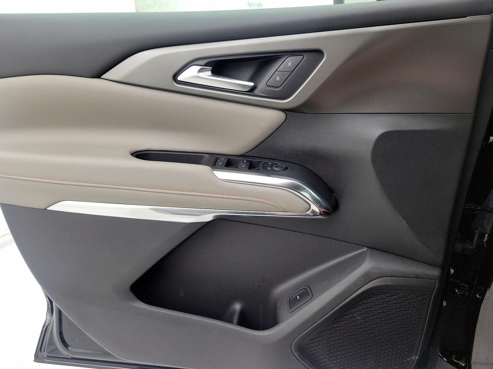 Thumbnail: 2025 Chevrolet Traverse - 12