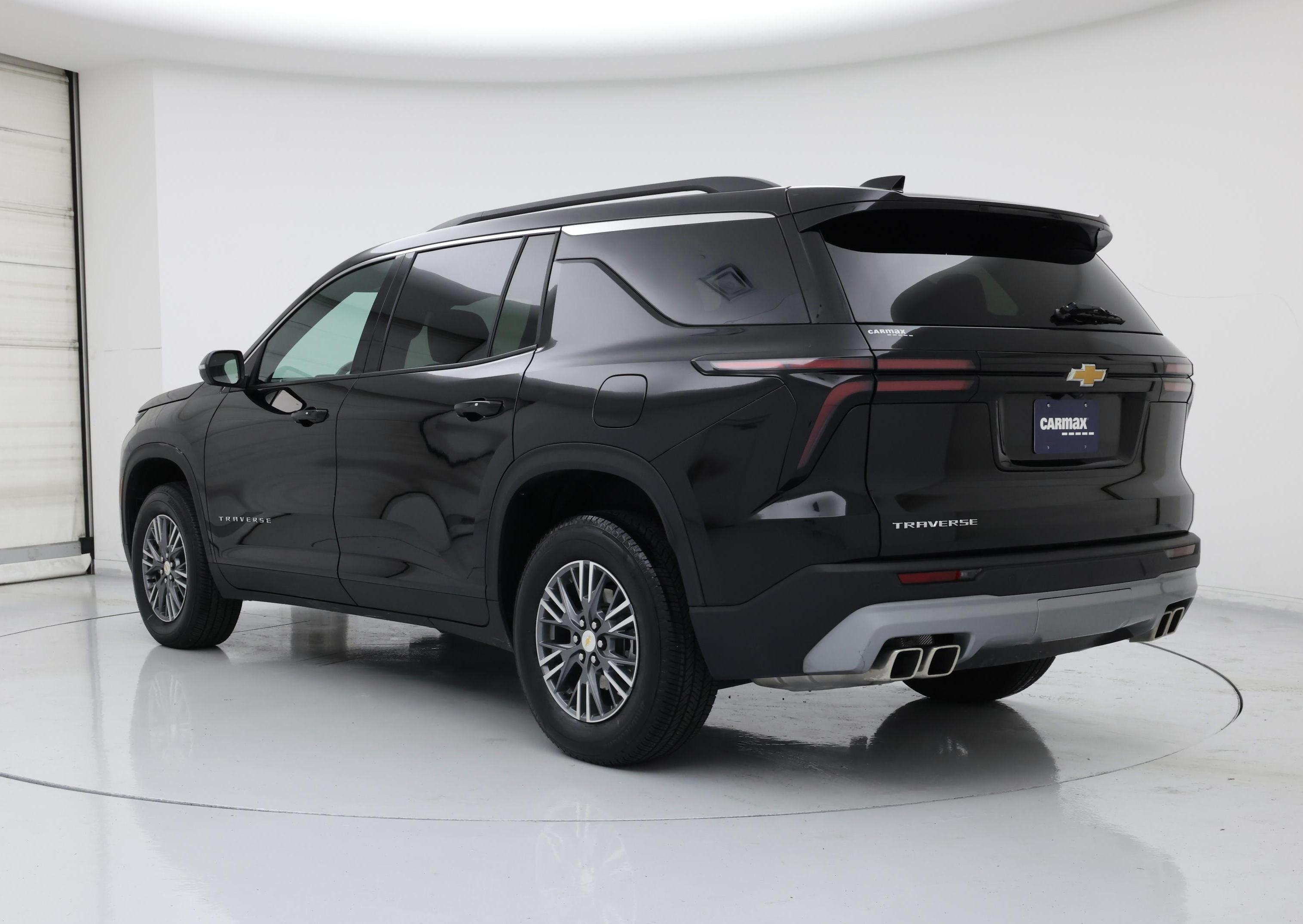 Thumbnail: 2025 Chevrolet Traverse - 2