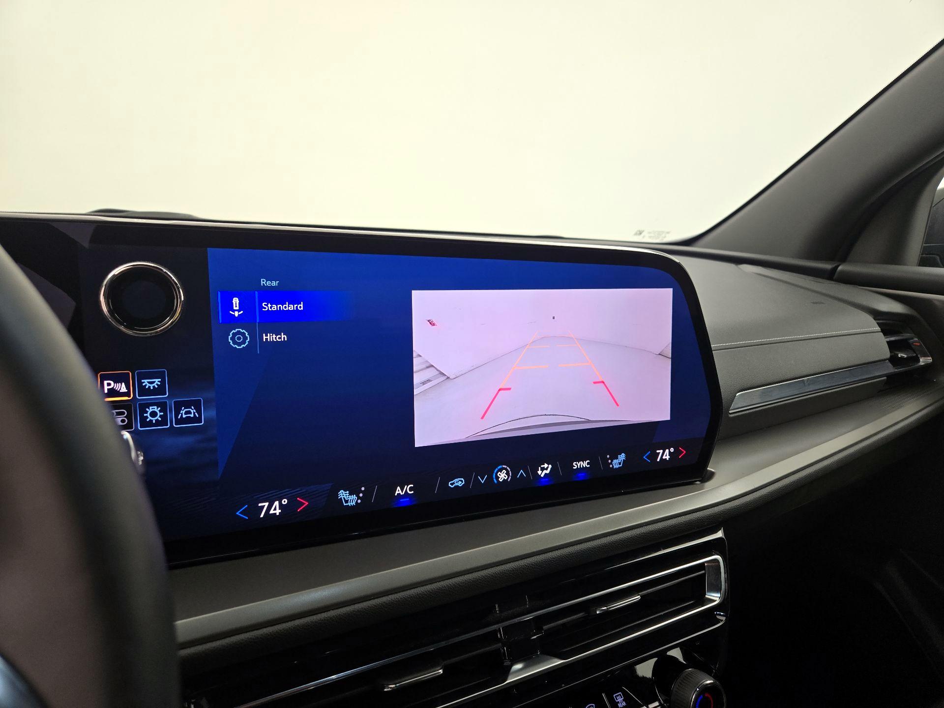 Thumbnail: 2025 Chevrolet Traverse - 15