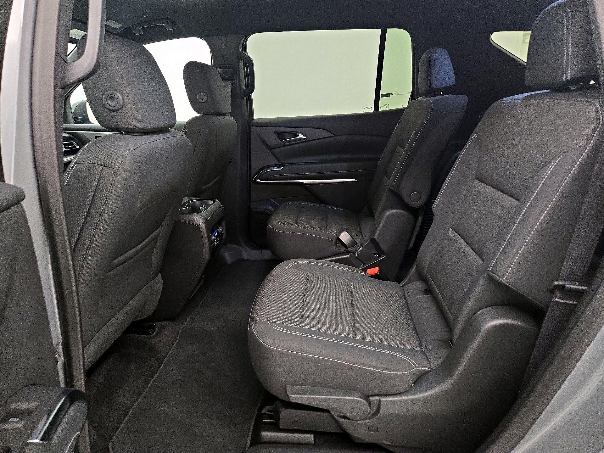 Thumbnail: 2025 Chevrolet Traverse - 20