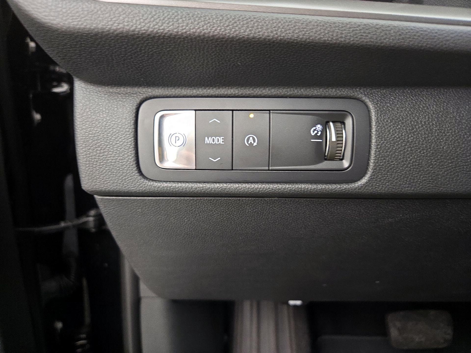 Thumbnail: 2025 Chevrolet Traverse - 13