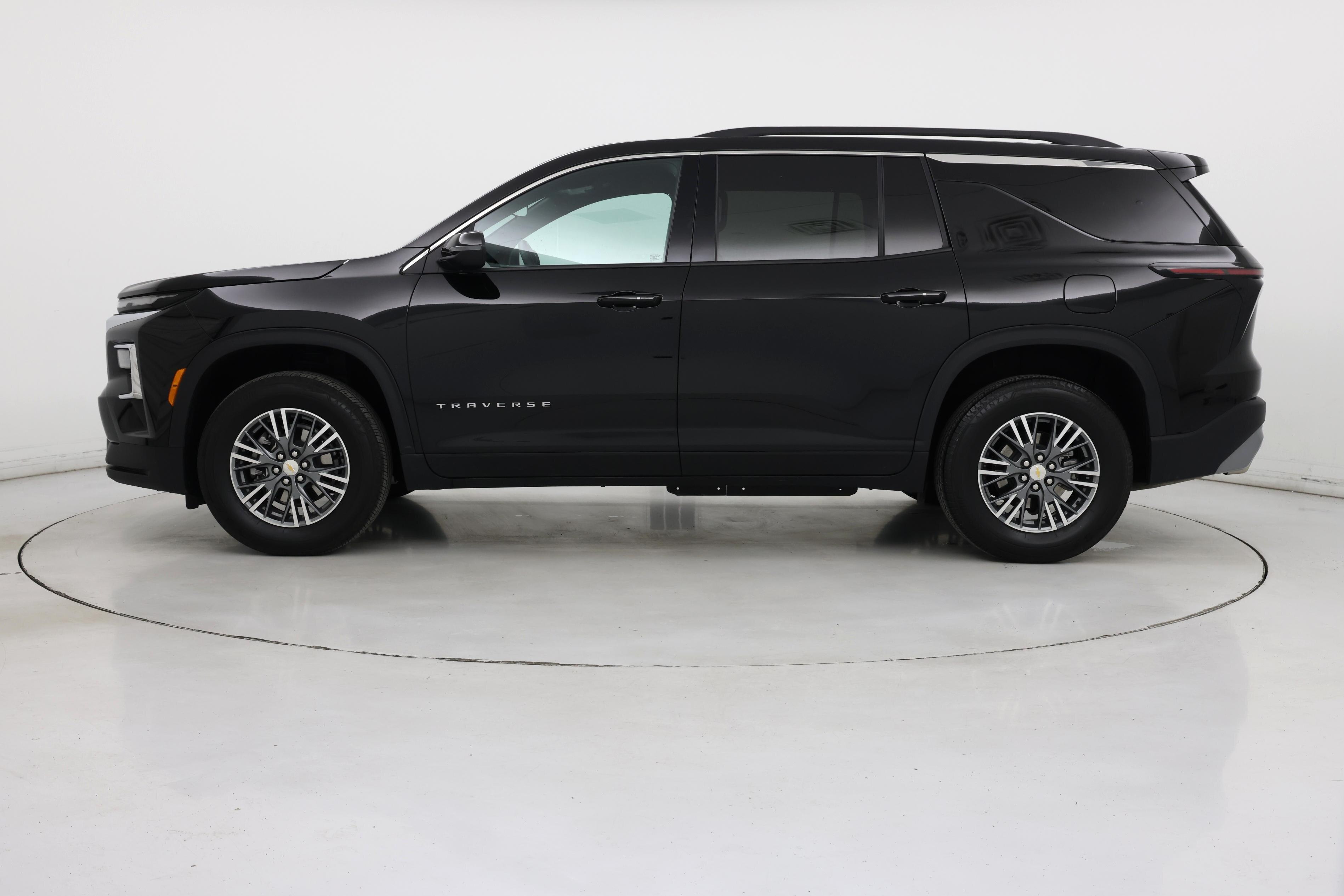 Thumbnail: 2025 Chevrolet Traverse - 3