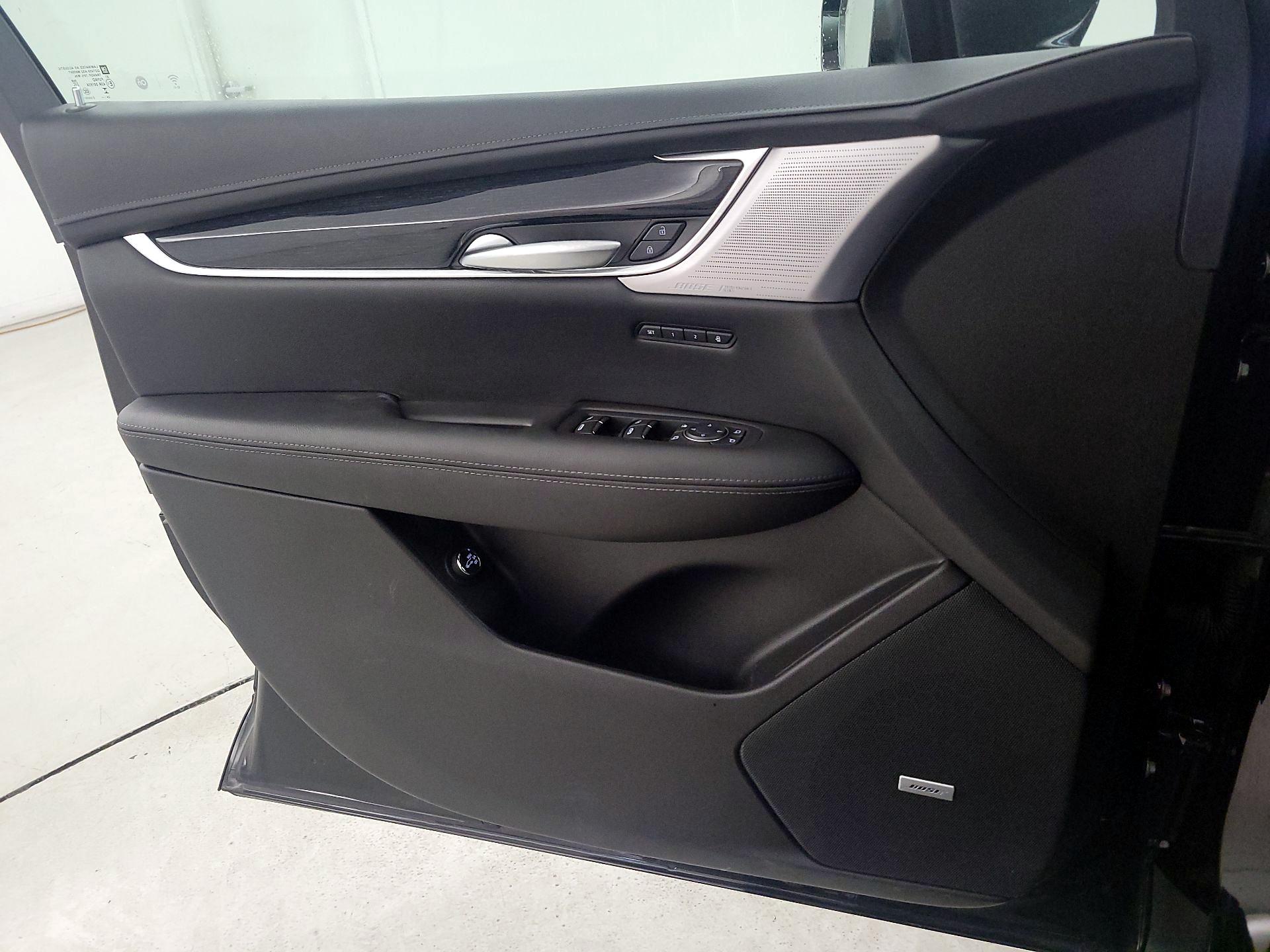 Thumbnail: 2025 Cadillac XT5 - 12