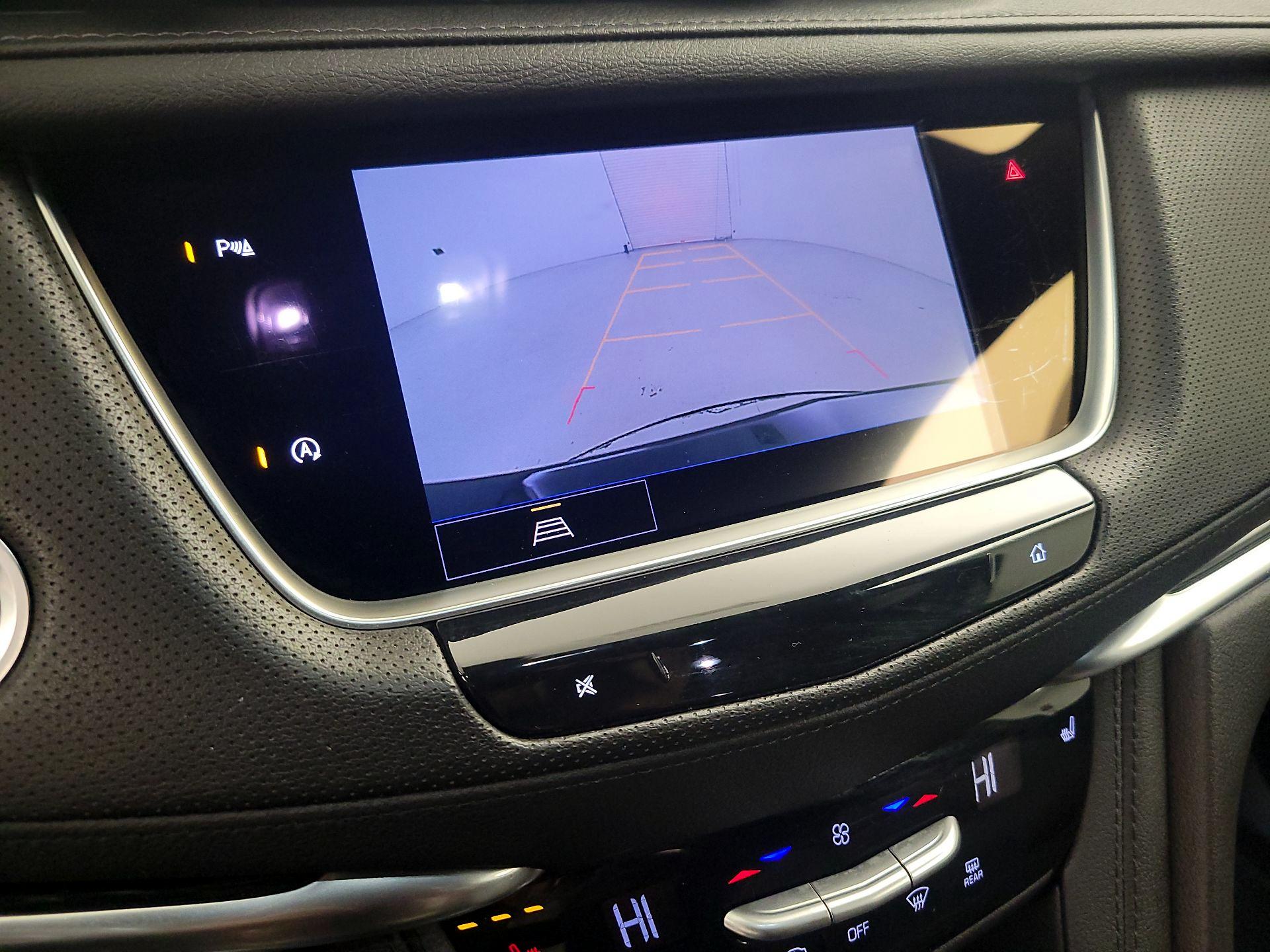 Thumbnail: 2025 Cadillac XT5 - 15