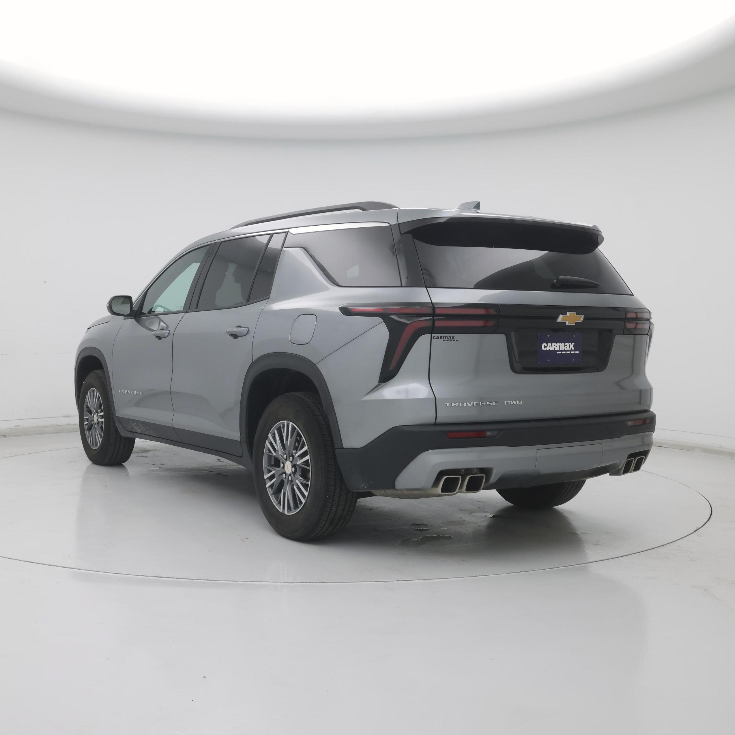 Thumbnail: 2025 Chevrolet Traverse - 2