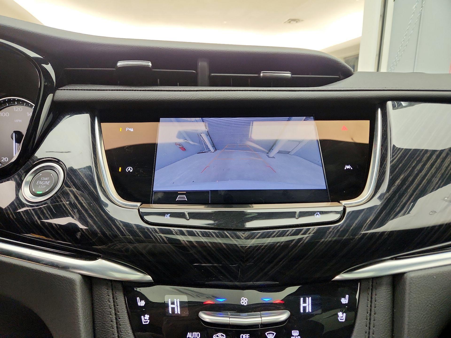 Thumbnail: 2025 Cadillac XT6 - 15