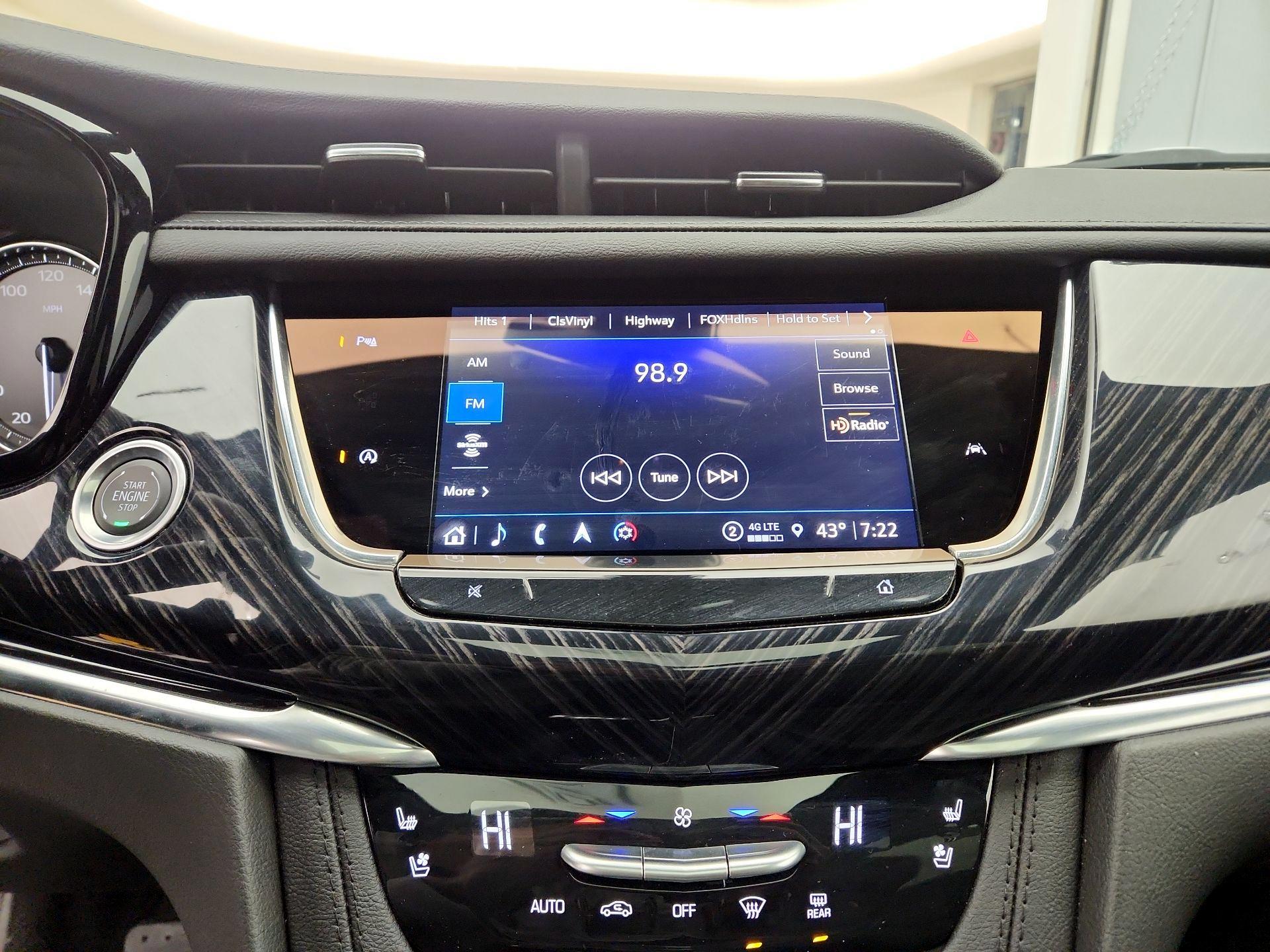 Thumbnail: 2025 Cadillac XT6 - 16