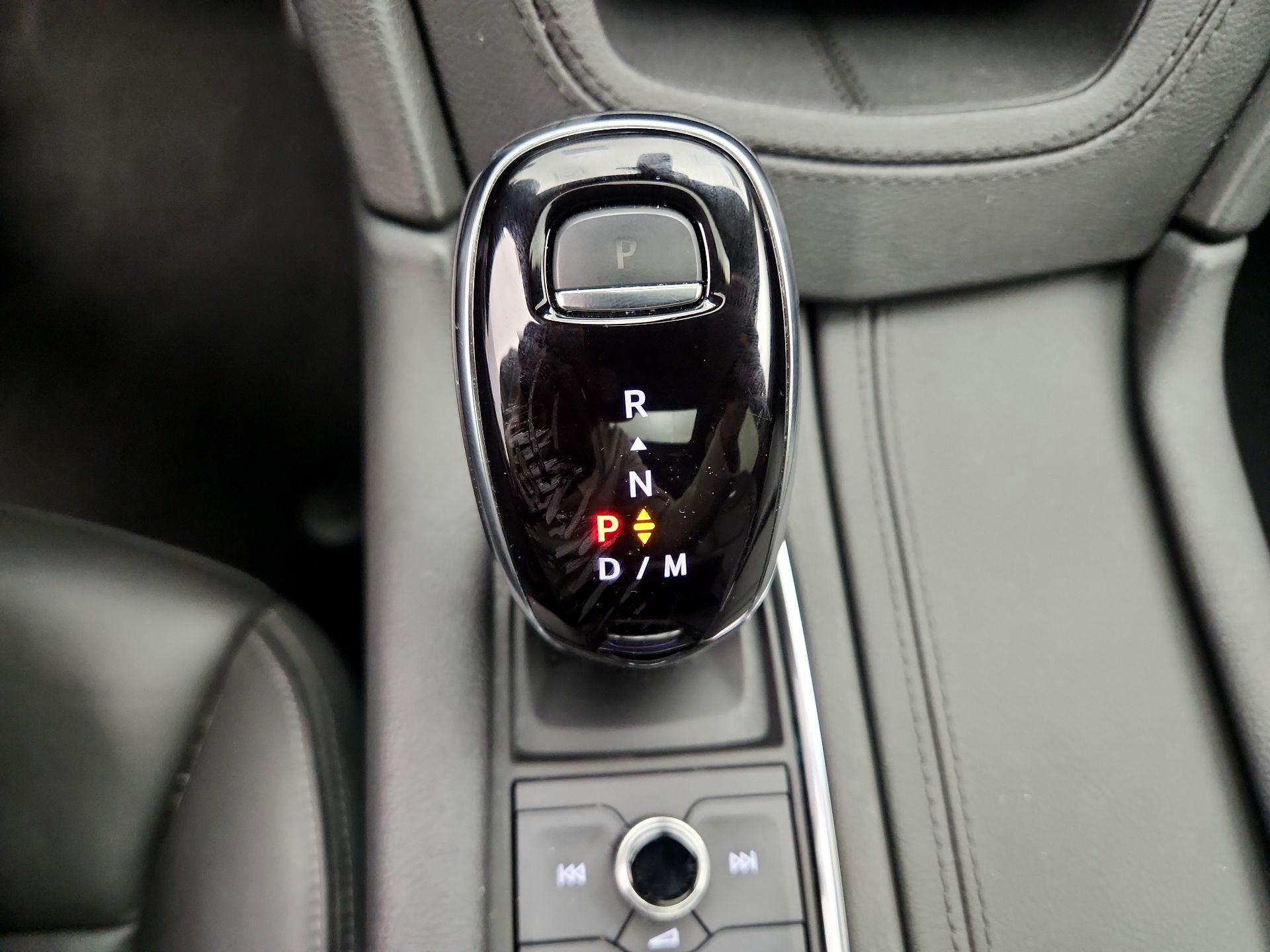 Thumbnail: 2025 Cadillac XT6 - 18