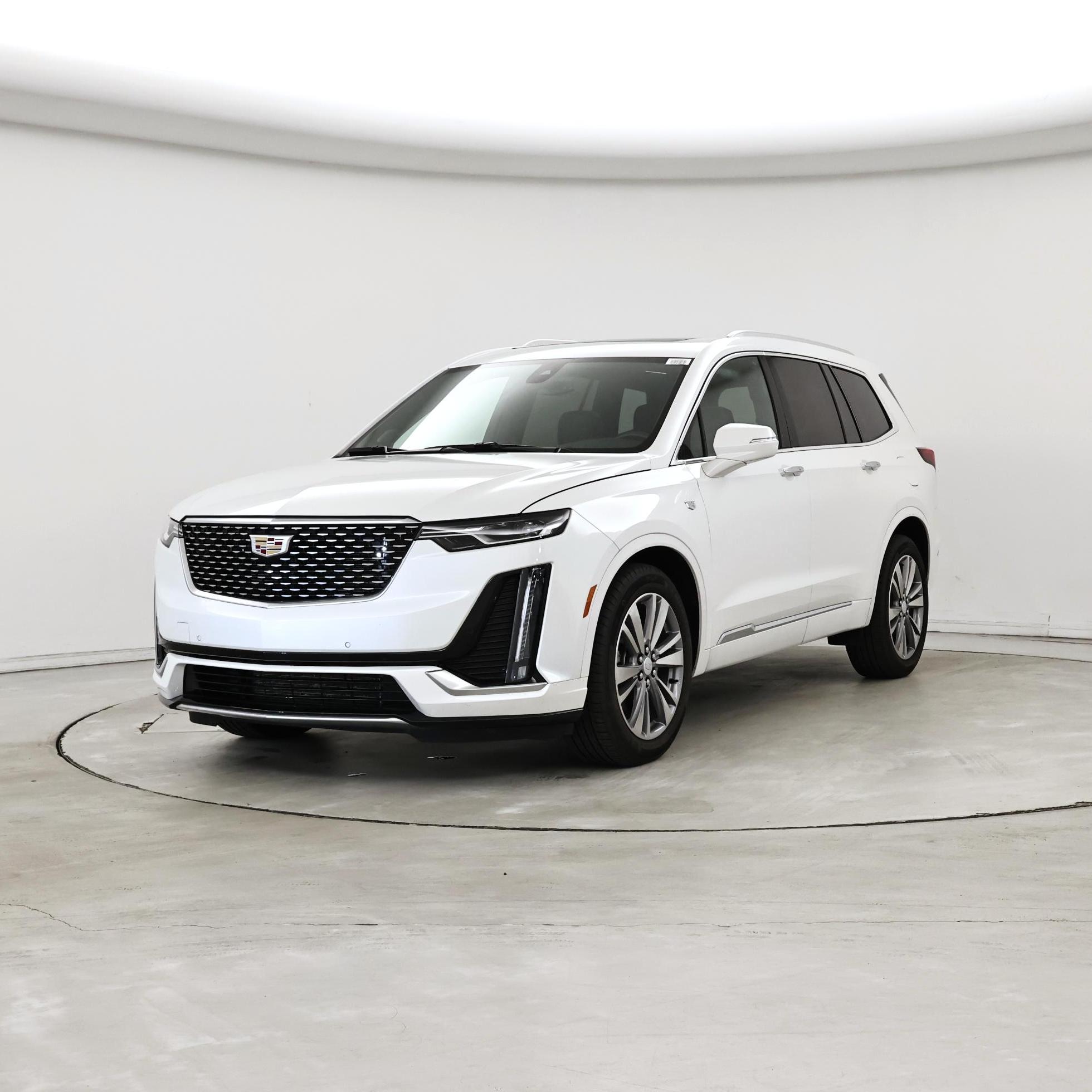 Thumbnail: 2025 Cadillac XT6 - 4