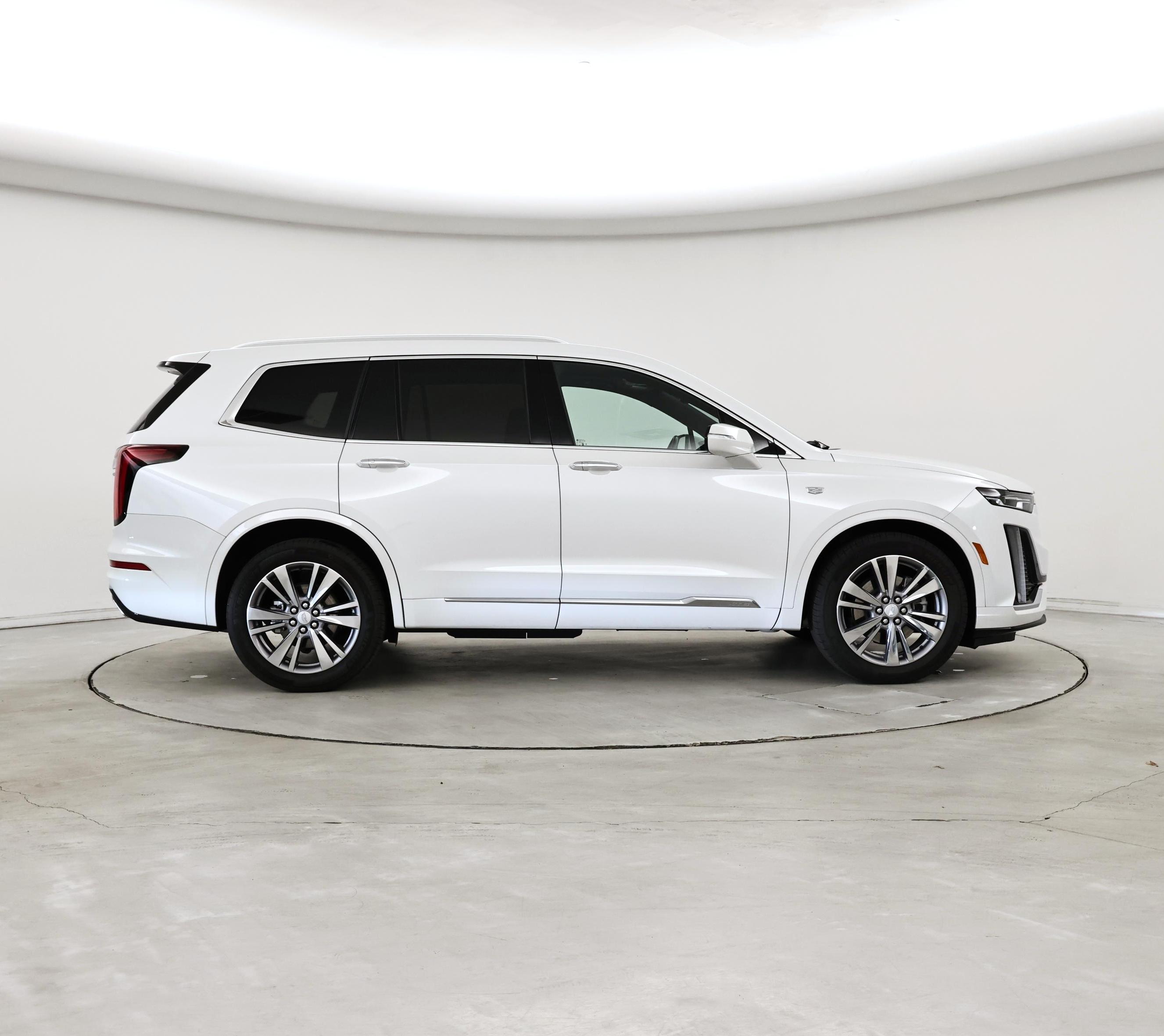 Thumbnail: 2025 Cadillac XT6 - 7