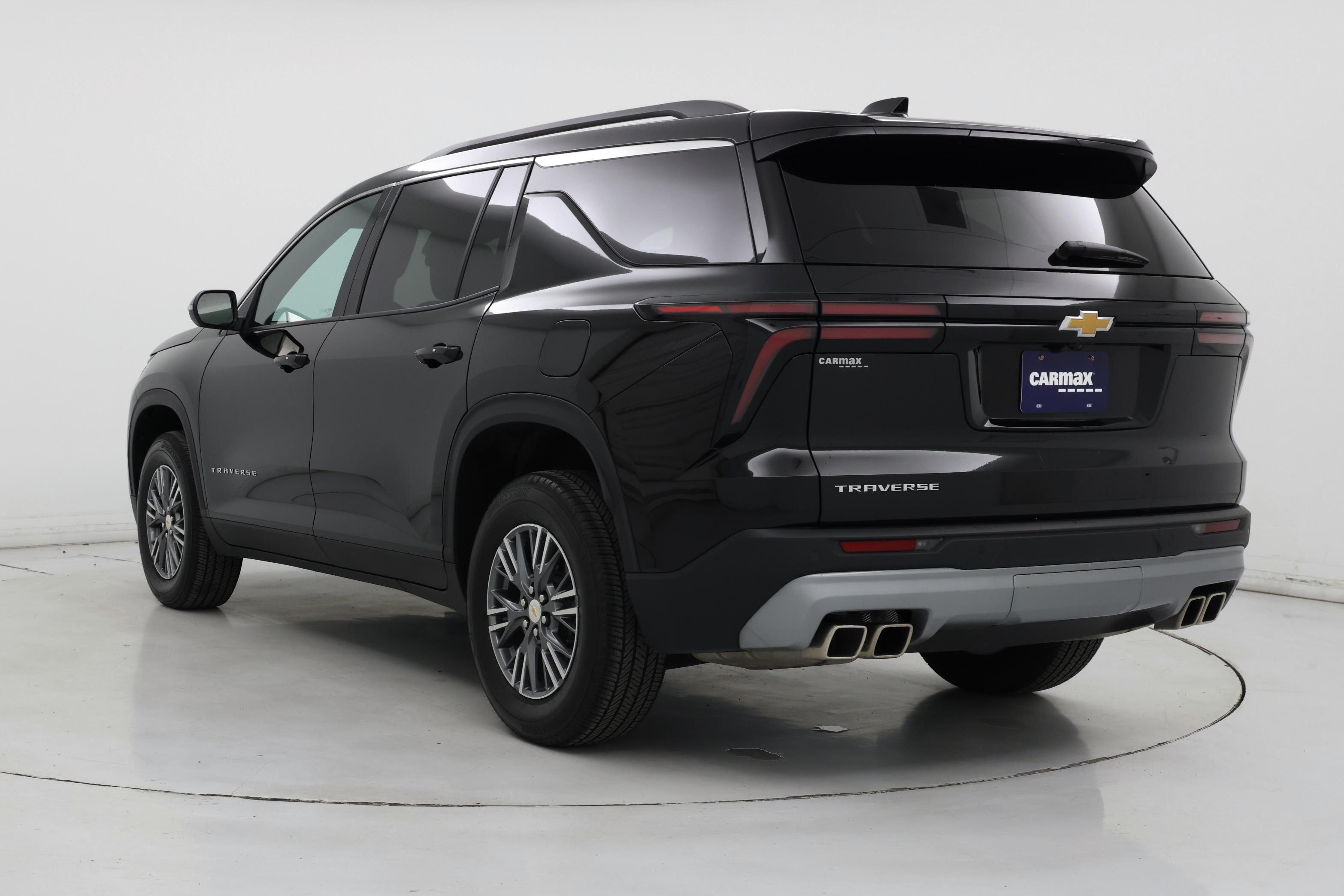 Thumbnail: 2025 Chevrolet Traverse - 2