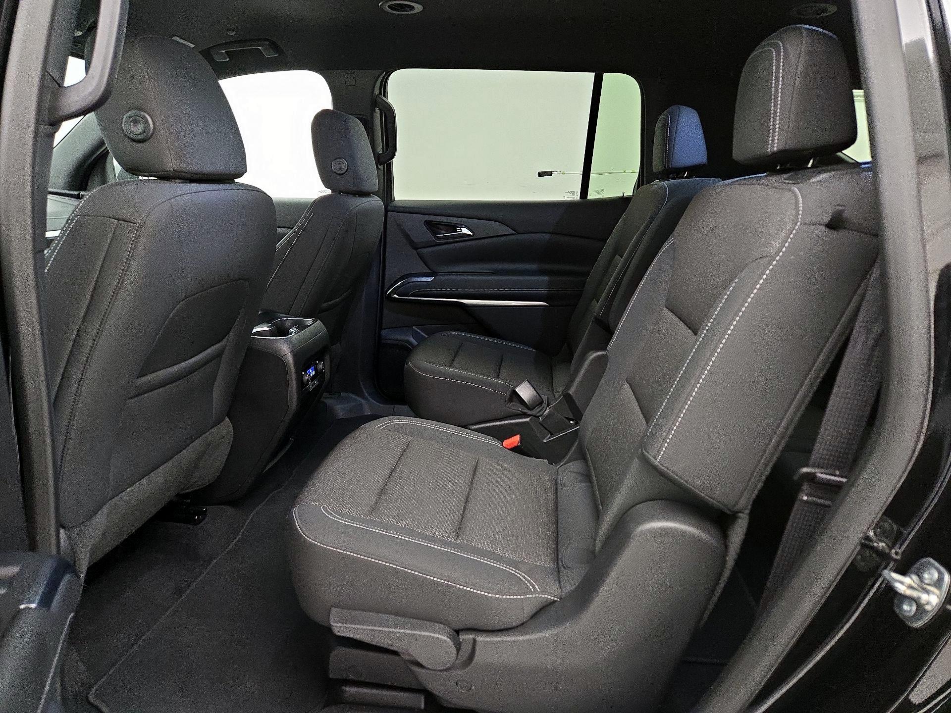 Thumbnail: 2025 Chevrolet Traverse - 20