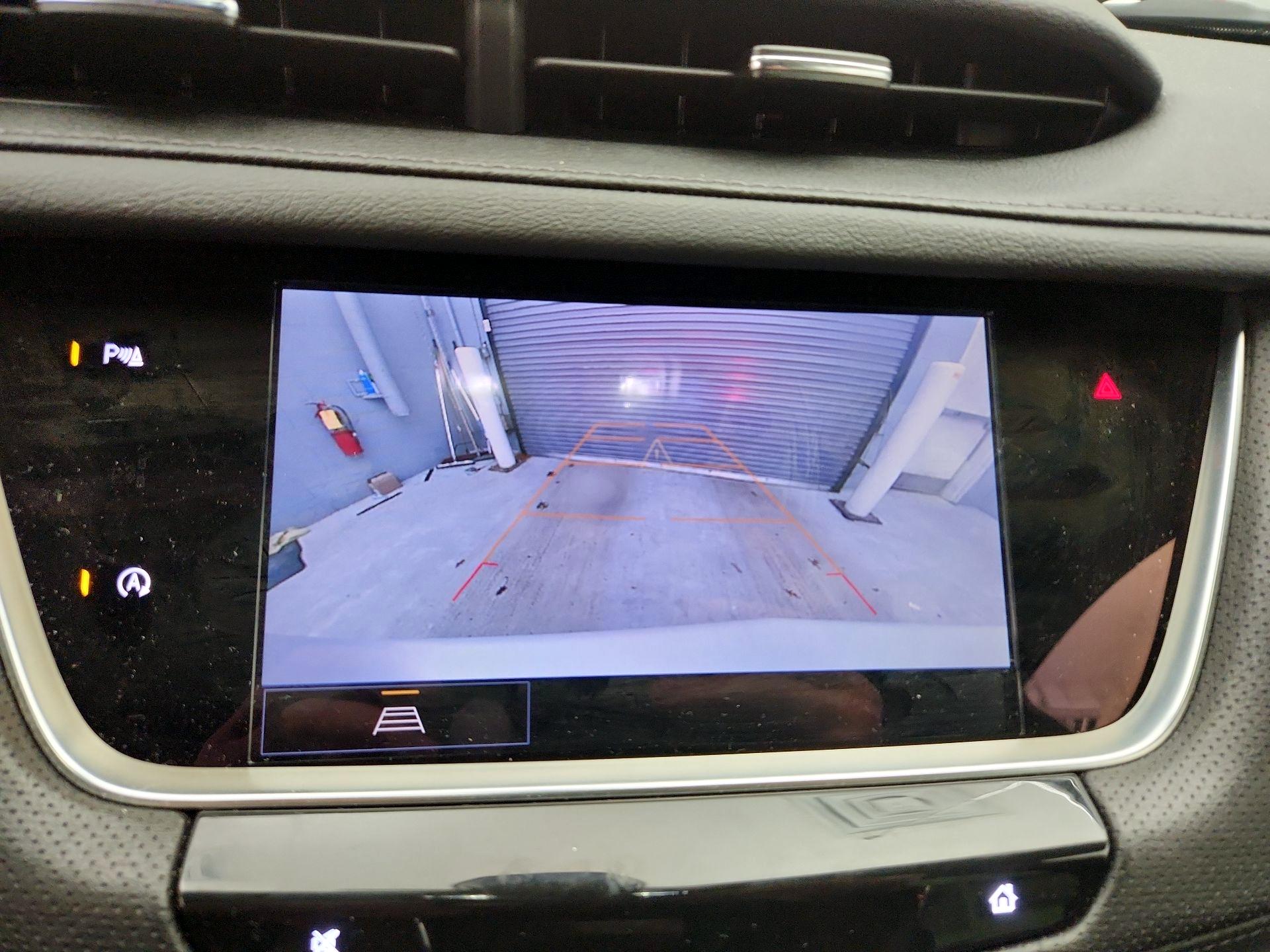 Thumbnail: 2025 Cadillac XT5 - 14