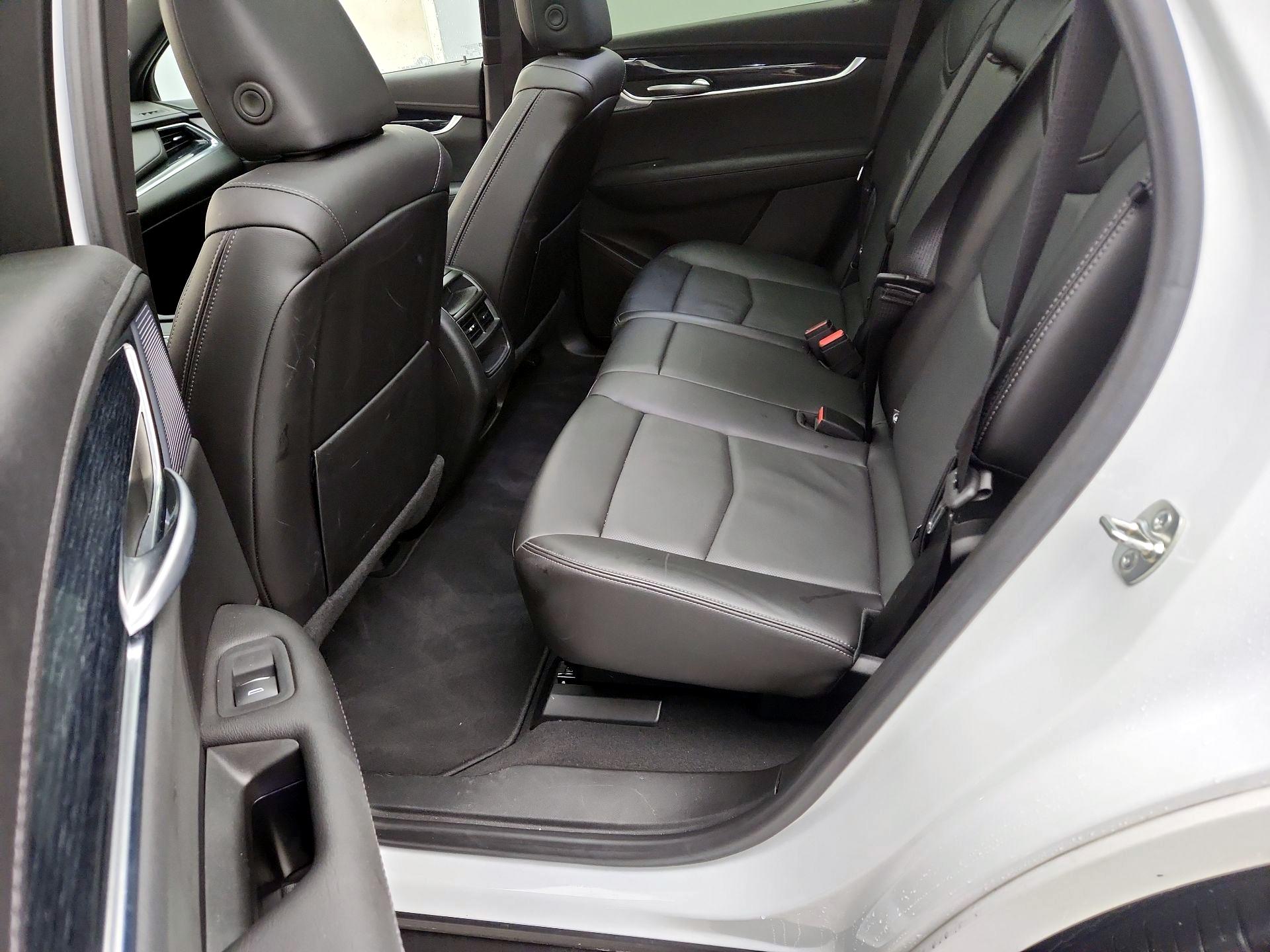 Thumbnail: 2025 Cadillac XT5 - 20