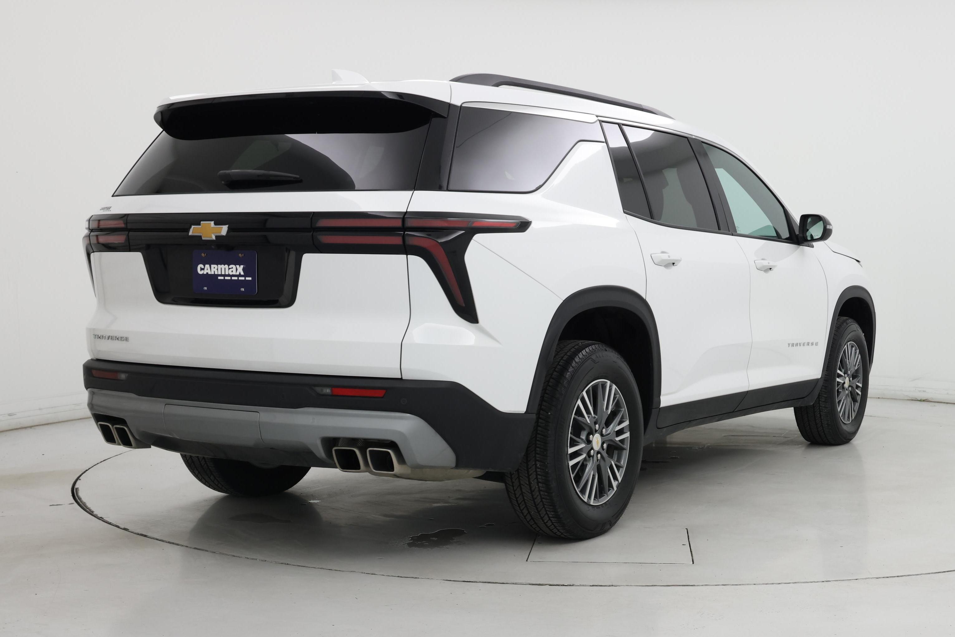 Thumbnail: 2025 Chevrolet Traverse - 8