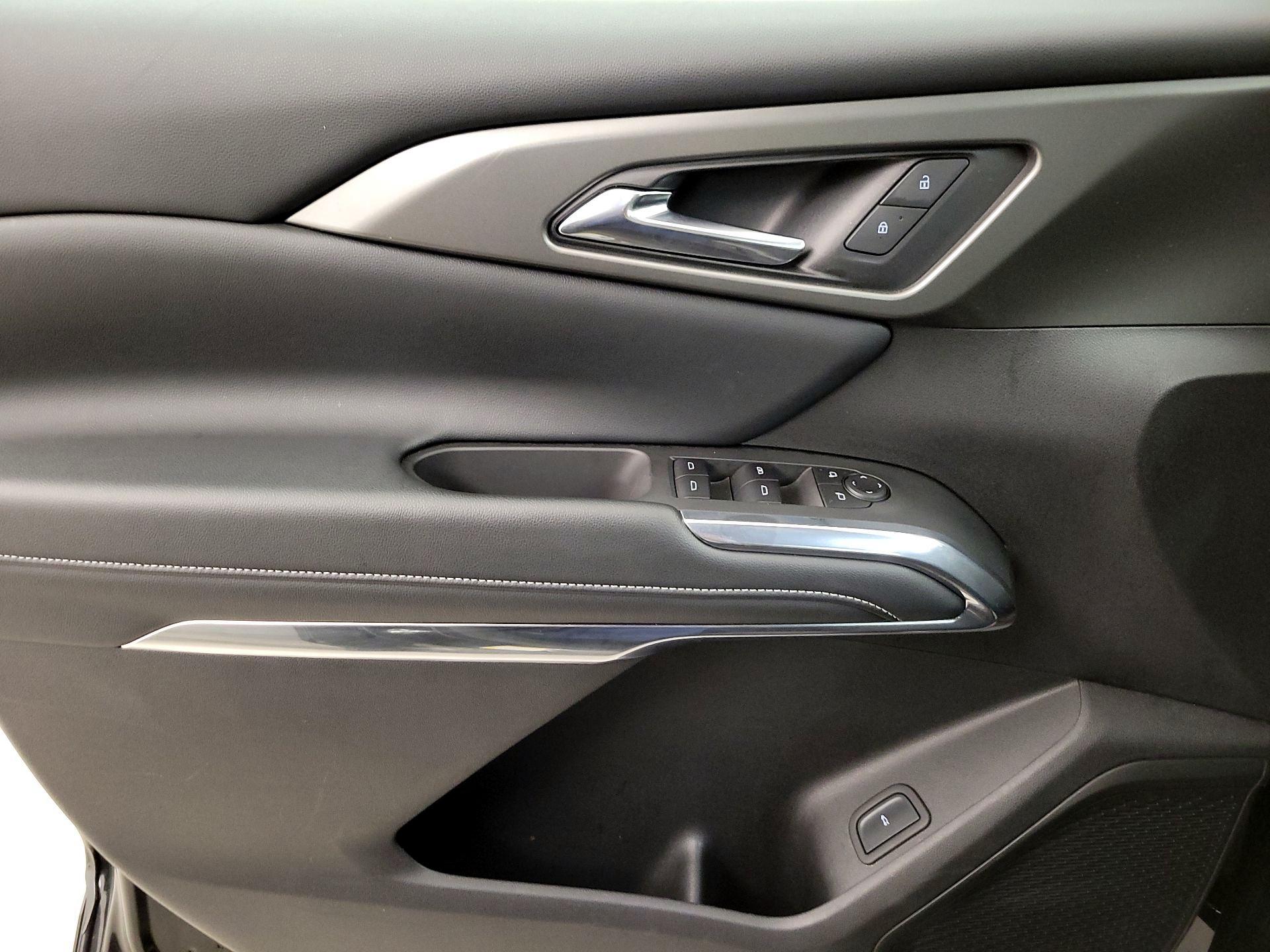 Thumbnail: 2025 Chevrolet Traverse - 12