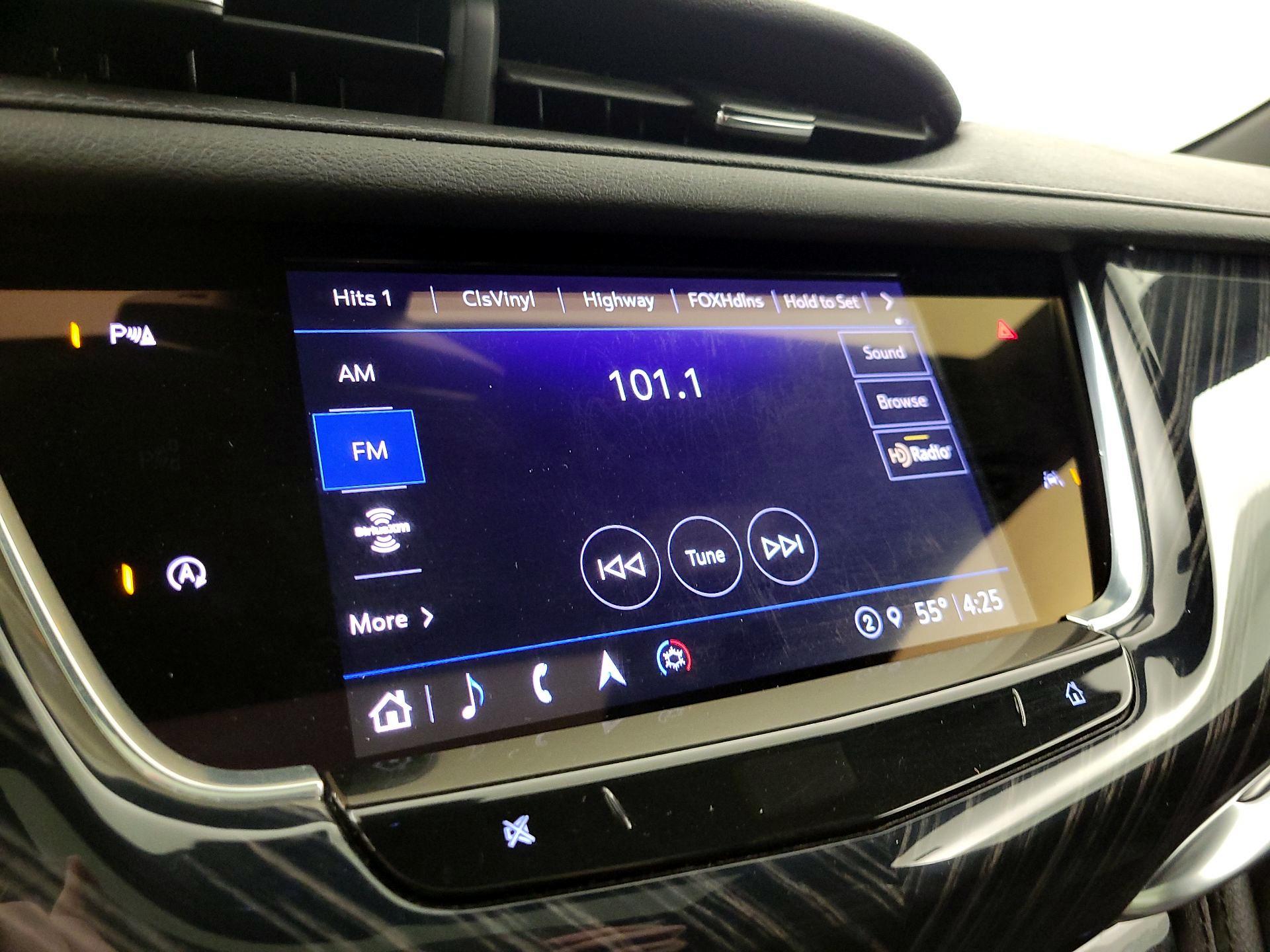 Thumbnail: 2025 Cadillac XT6 - 16