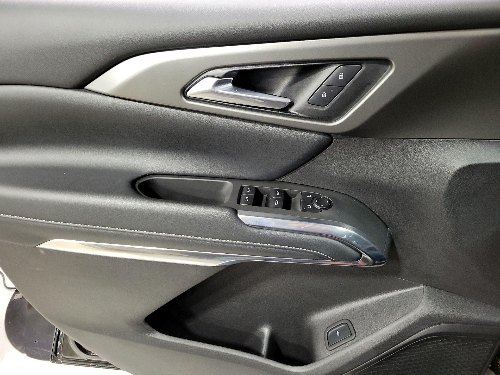 Thumbnail: 2025 Chevrolet Traverse - 12