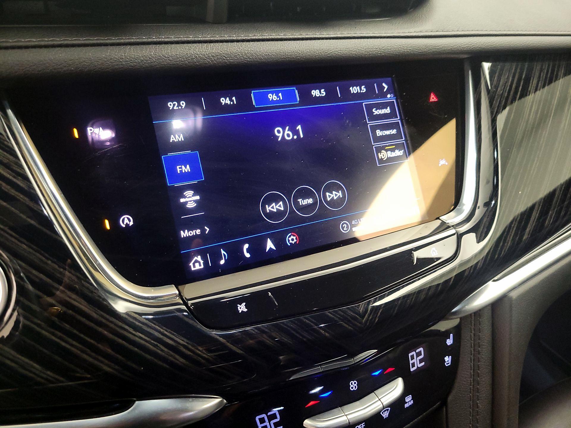 Thumbnail: 2025 Cadillac XT6 - 16