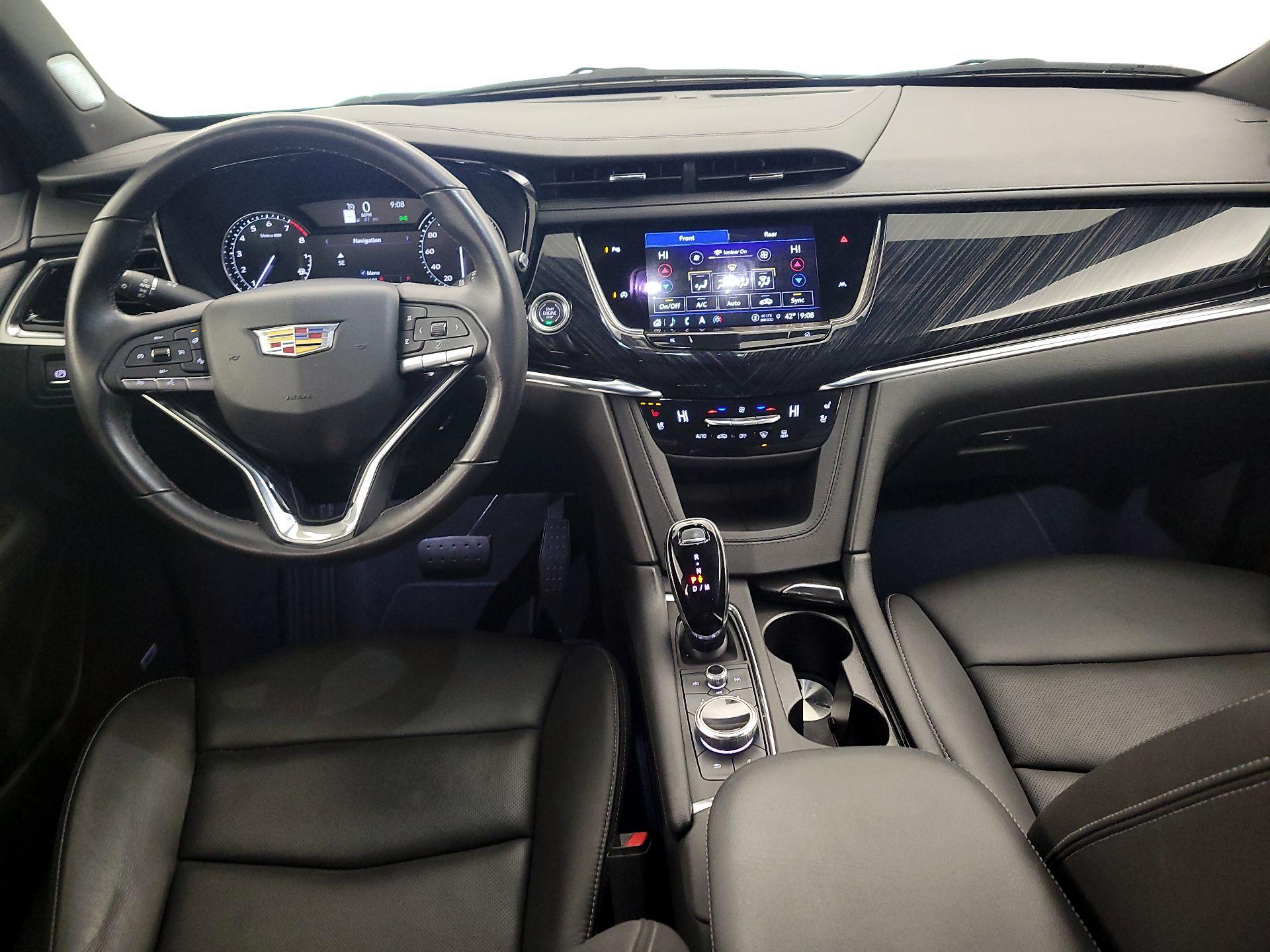 Thumbnail: 2025 Cadillac XT6 - 9