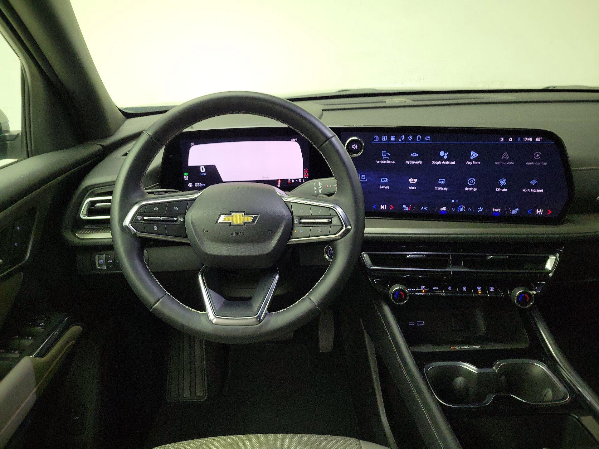 Thumbnail: 2025 Chevrolet Traverse - 10