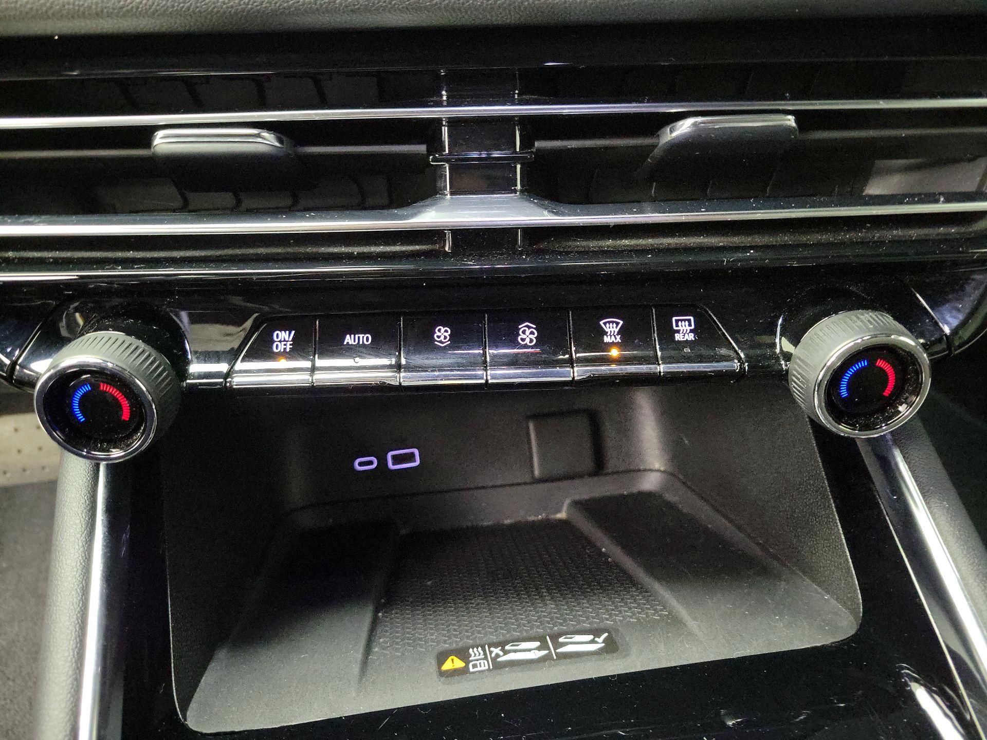 Thumbnail: 2025 Chevrolet Traverse - 16