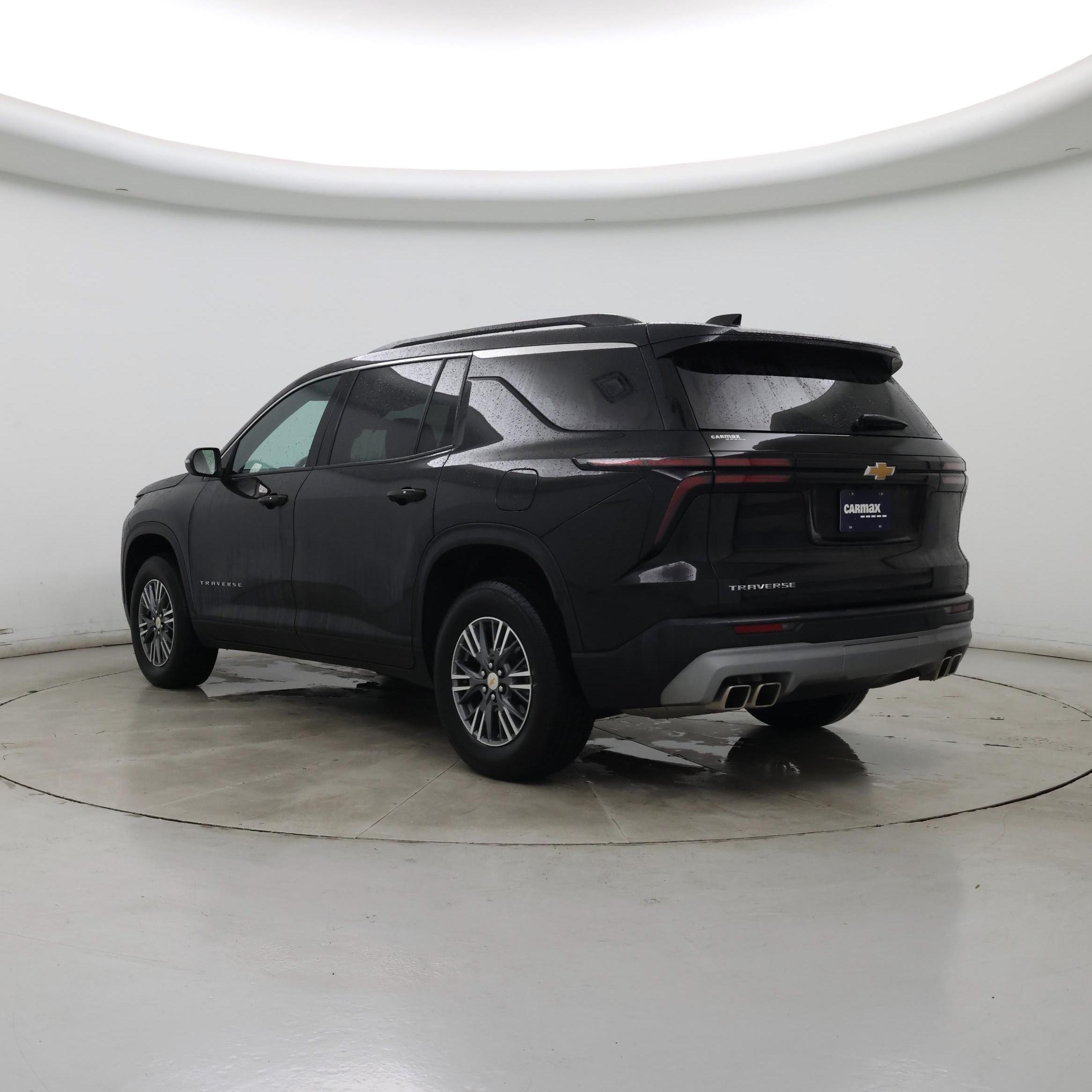 Thumbnail: 2025 Chevrolet Traverse - 2