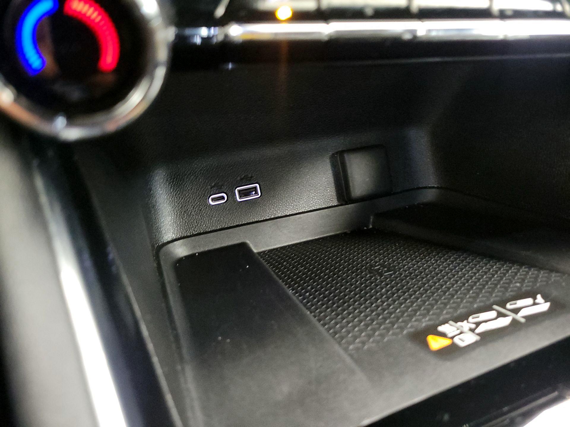 Thumbnail: 2025 Chevrolet Traverse - 19