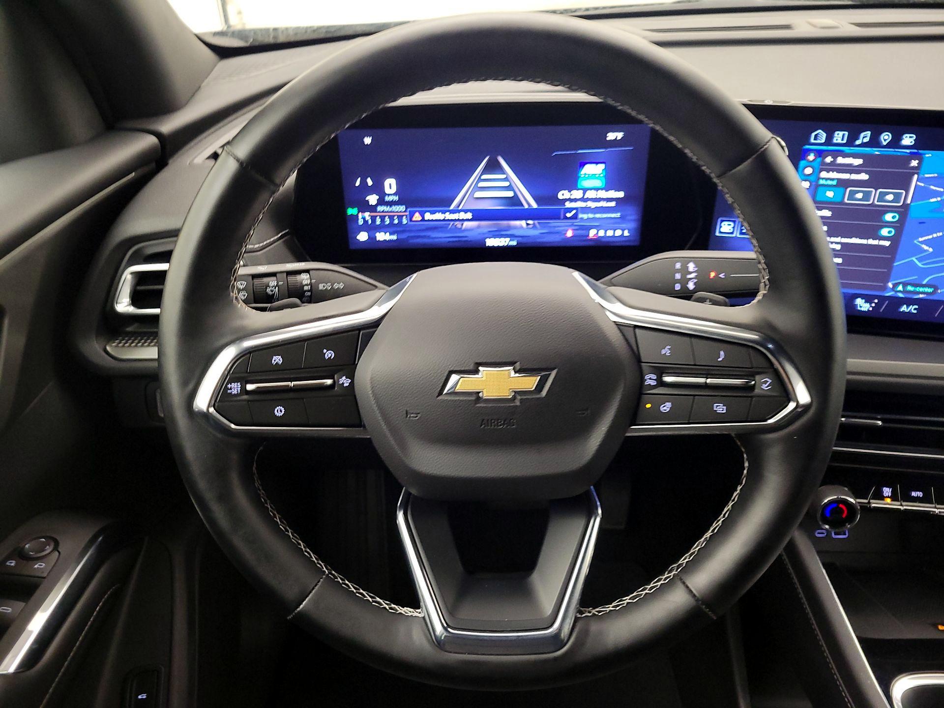 Thumbnail: 2025 Chevrolet Traverse - 10