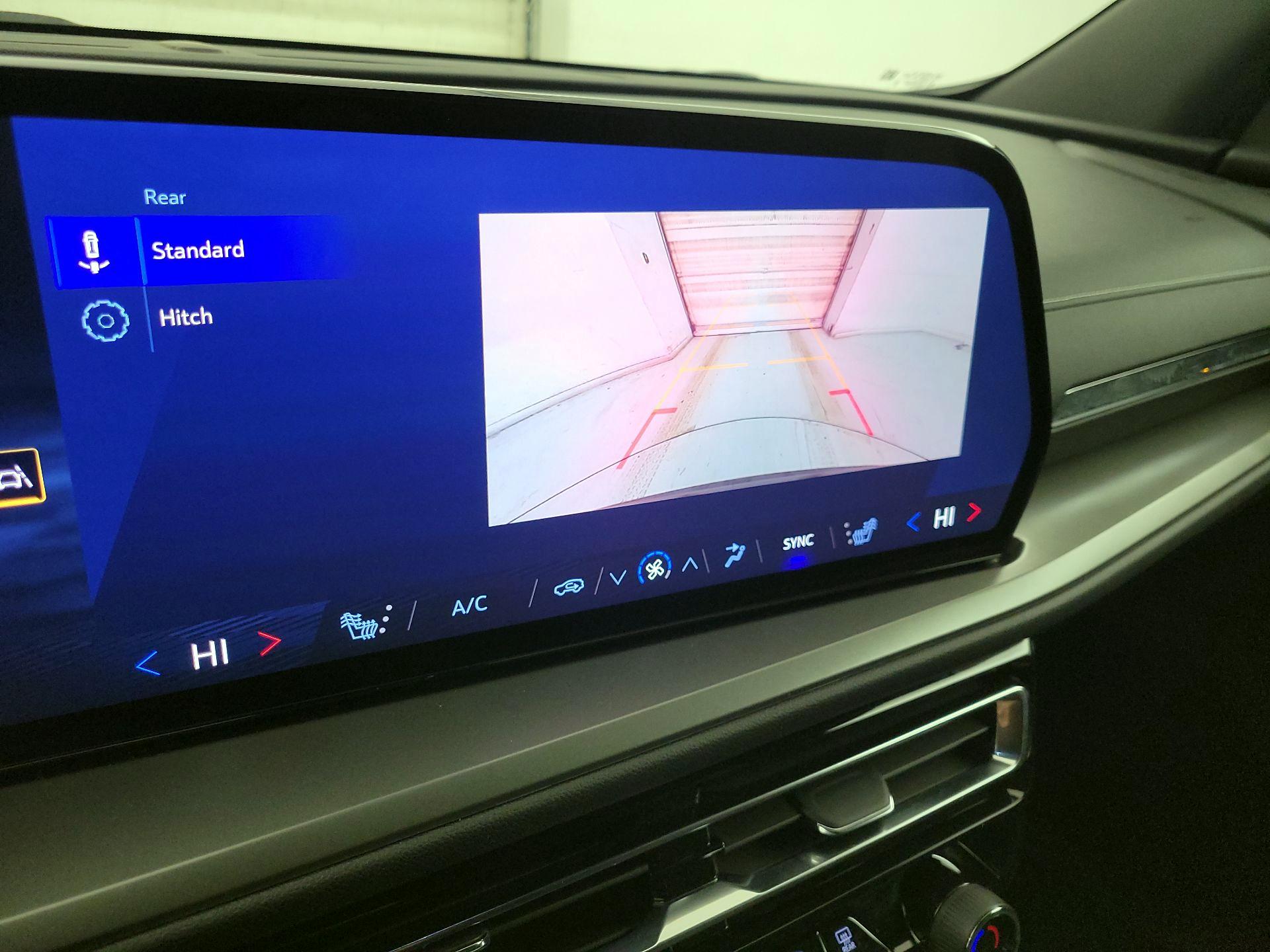 Thumbnail: 2025 Chevrolet Traverse - 15