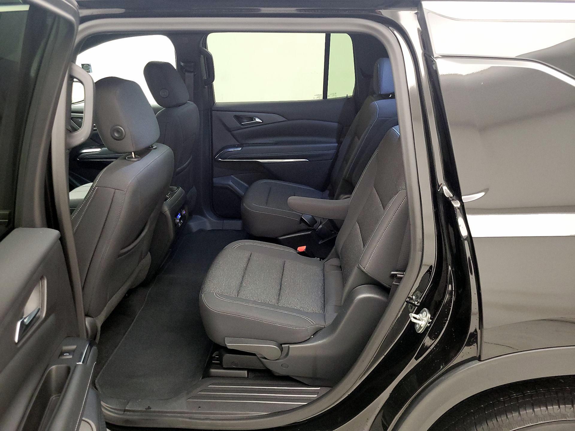 Thumbnail: 2025 Chevrolet Traverse - 20