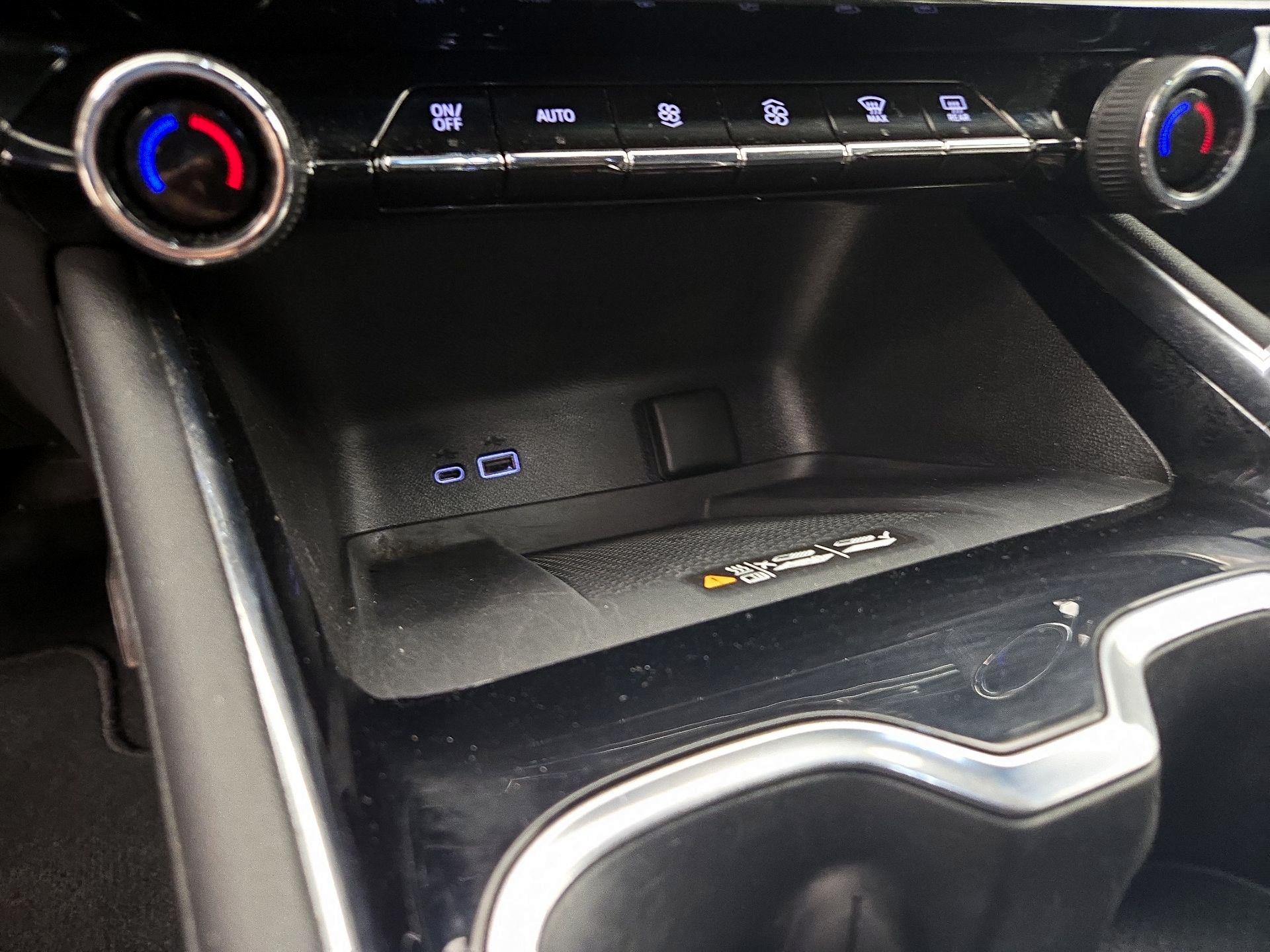 Thumbnail: 2025 Chevrolet Traverse - 19