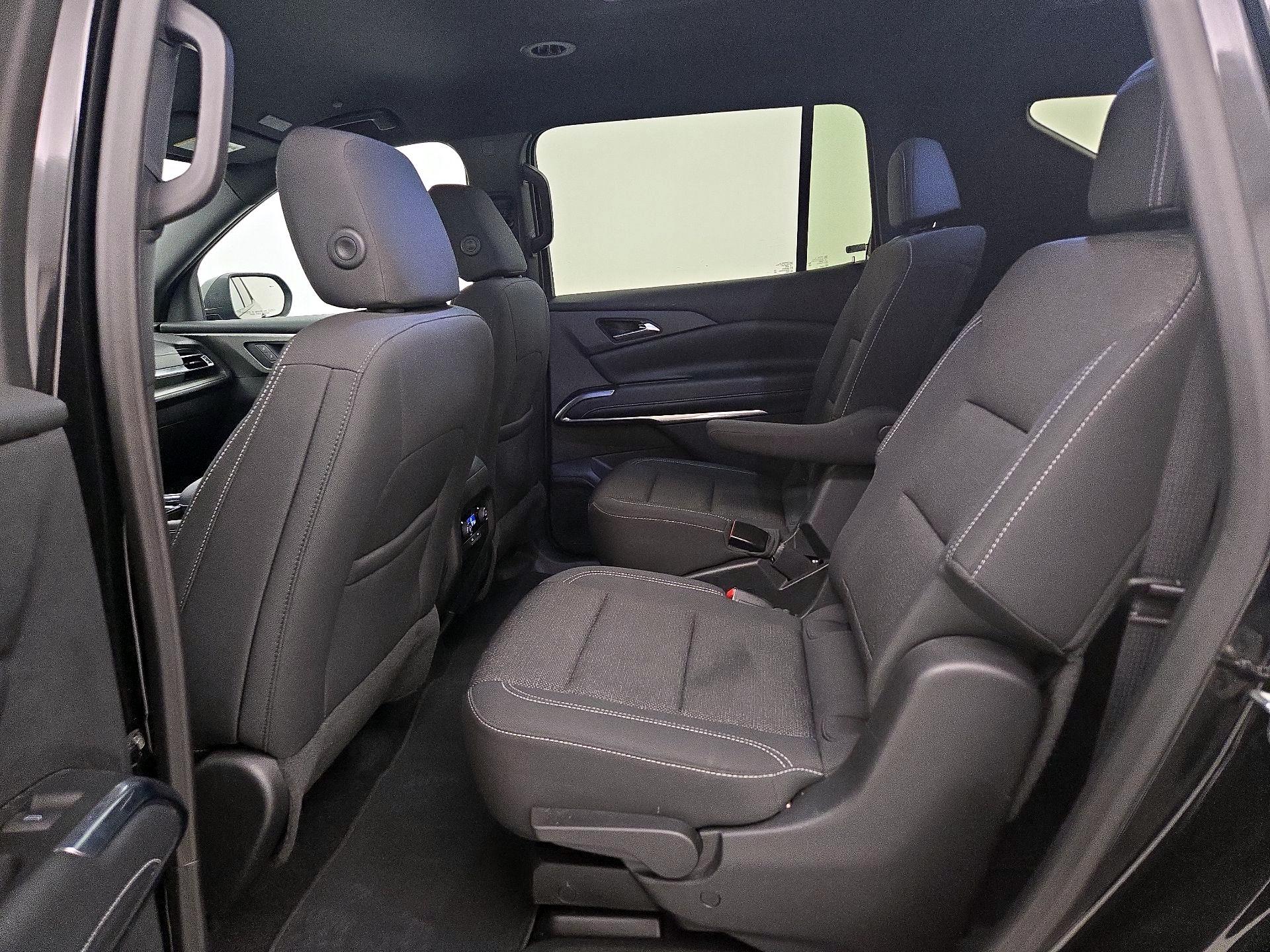 Thumbnail: 2025 Chevrolet Traverse - 20