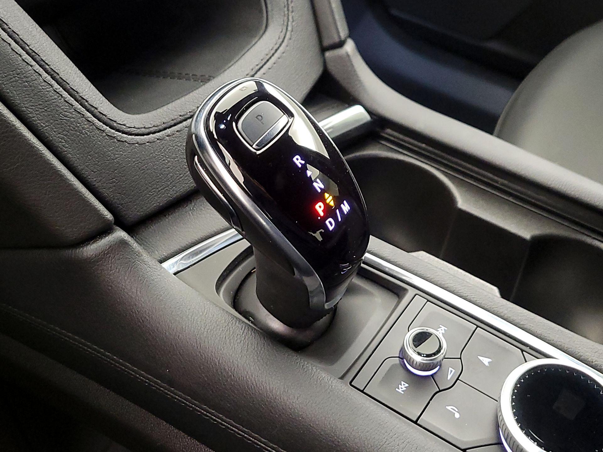 Thumbnail: 2025 Cadillac XT6 - 18