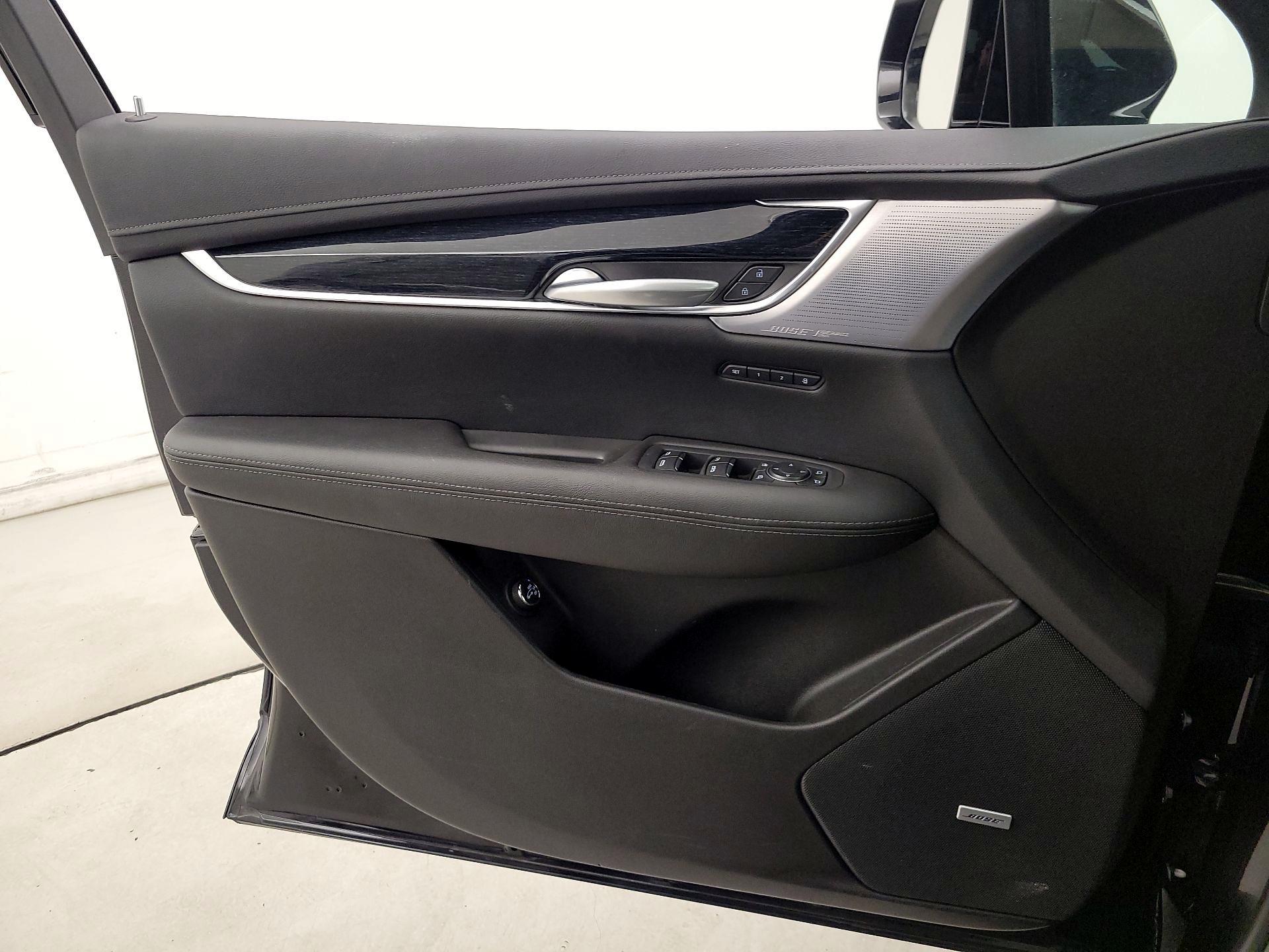 Thumbnail: 2025 Cadillac XT5 - 12