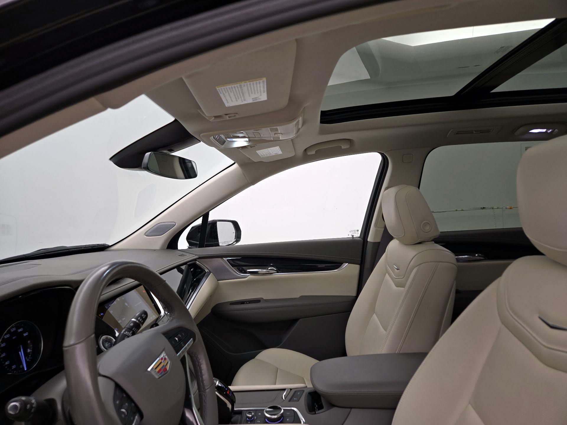 Thumbnail: 2025 Cadillac XT6 - 19